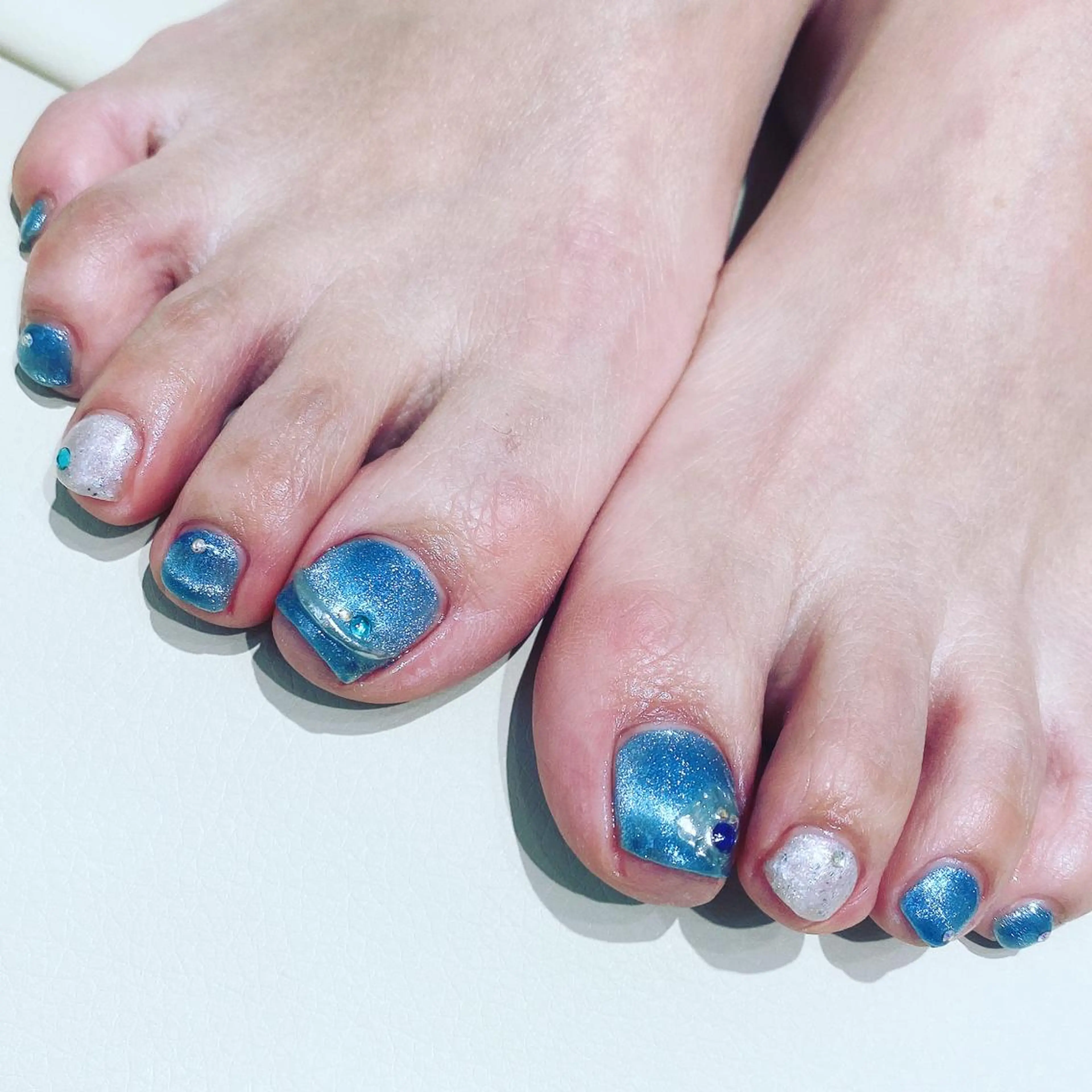 ネイル ジェルネイル マグネットネイル nail salon  AlgeTy所属・✴︎:.｡. MAKI.｡.:✴︎のネイルデザイン