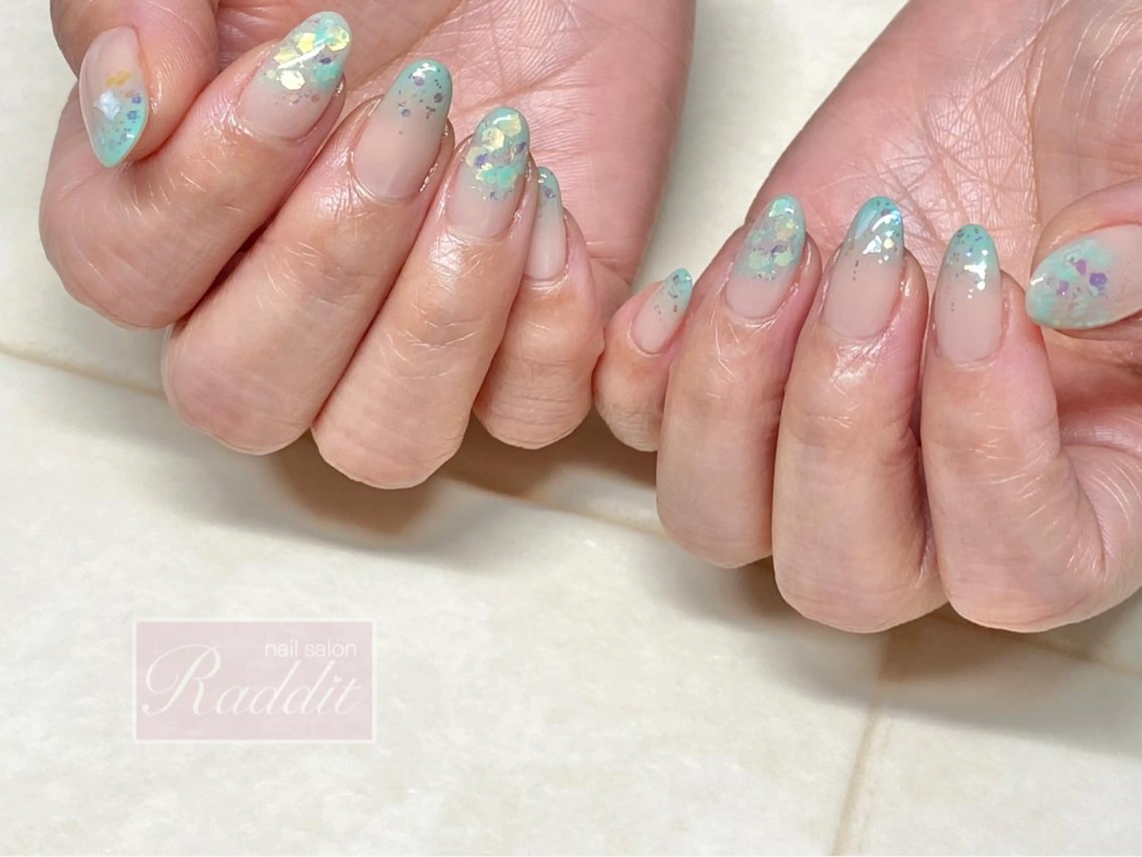 ネイル アートネイル ブルー ジェルネイル グラデーション グリーン ネイルサロン ラディット所属・nailsalon Radditのネイルデザイン