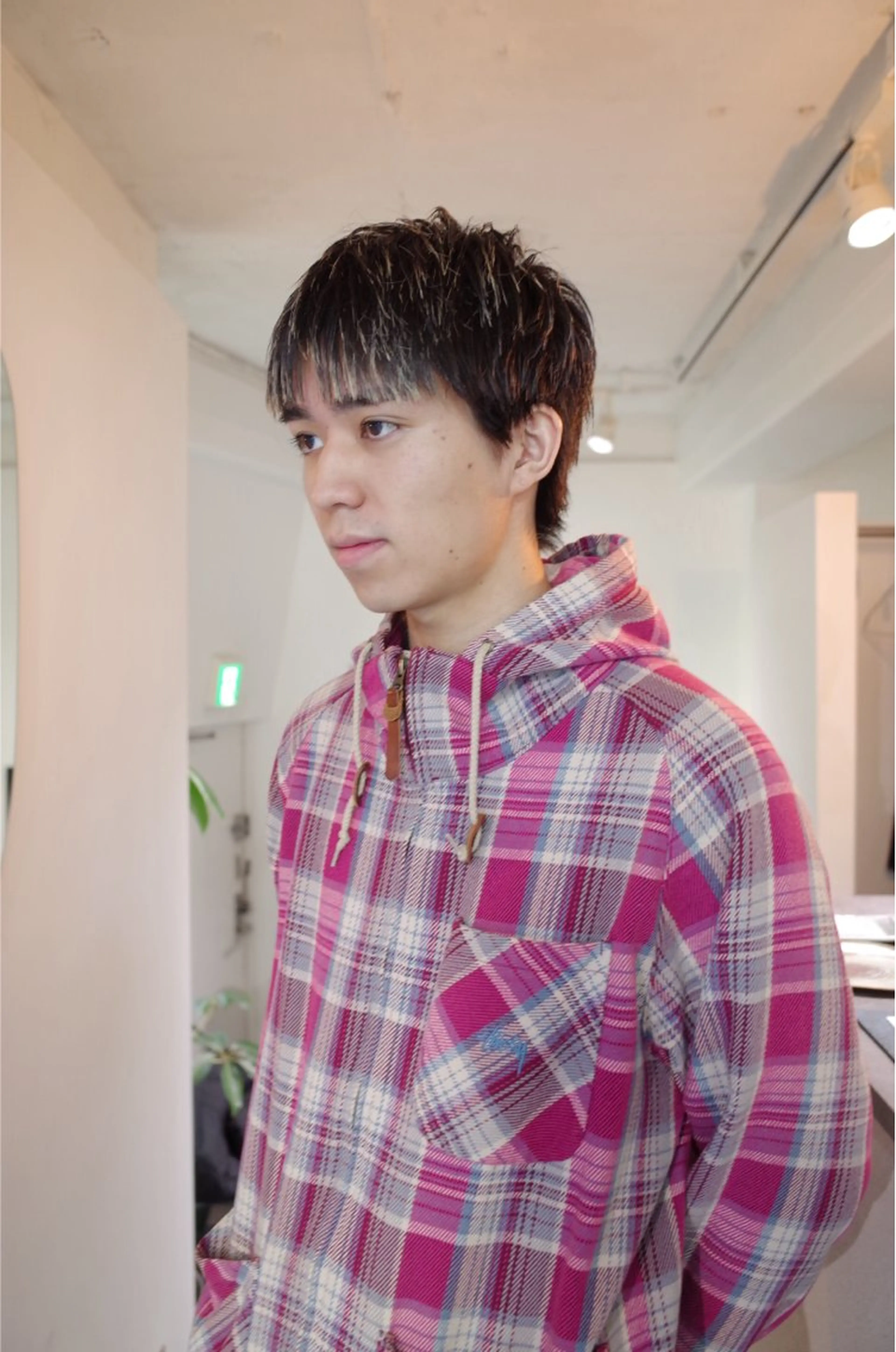 ショート カラー メンズ 髪質改善/ブリーチ EITOのヘアスタイル