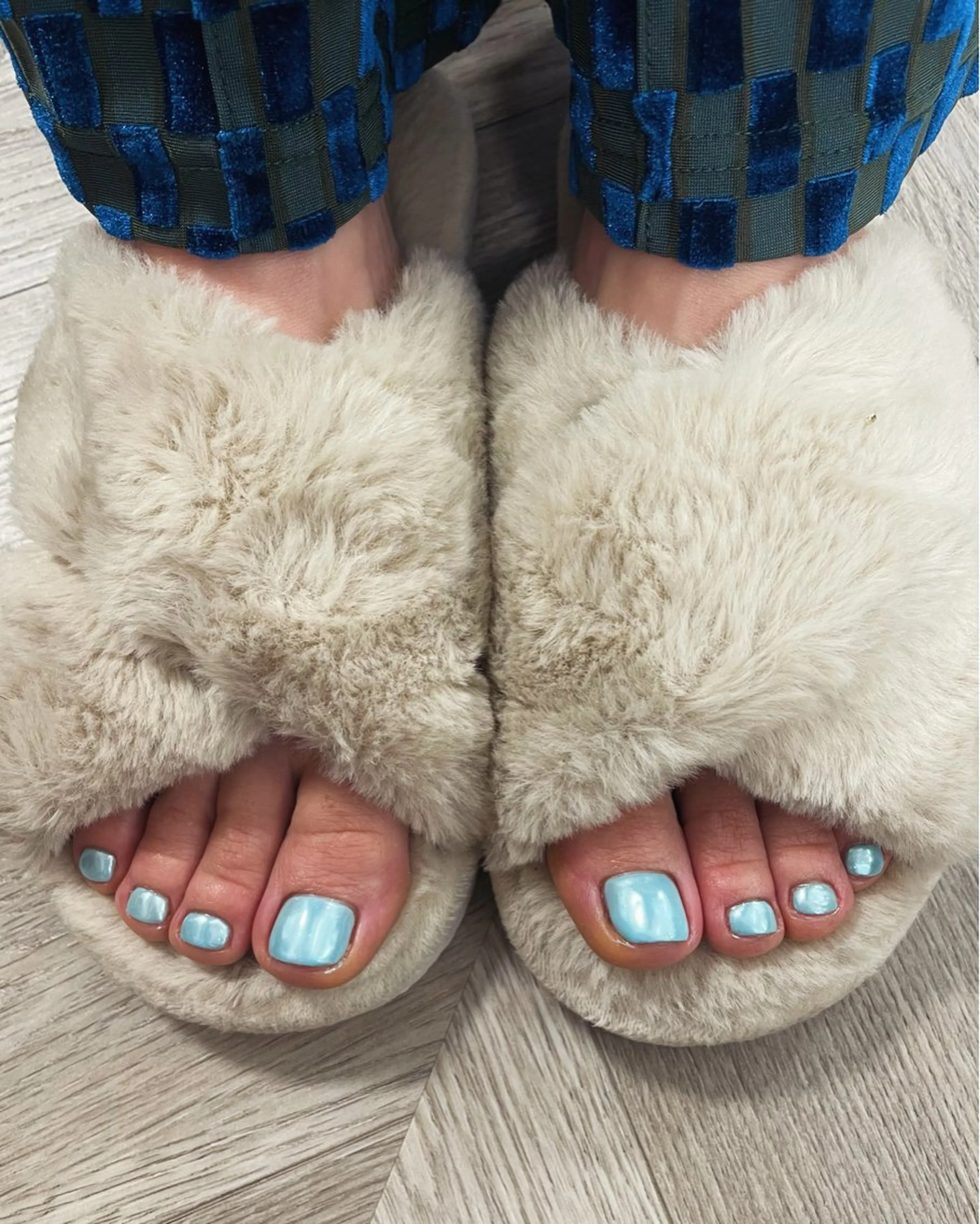 ネイル フットネイル ミラーネイル Hi!Nails /Shizuka☺︎のネイルデザイン