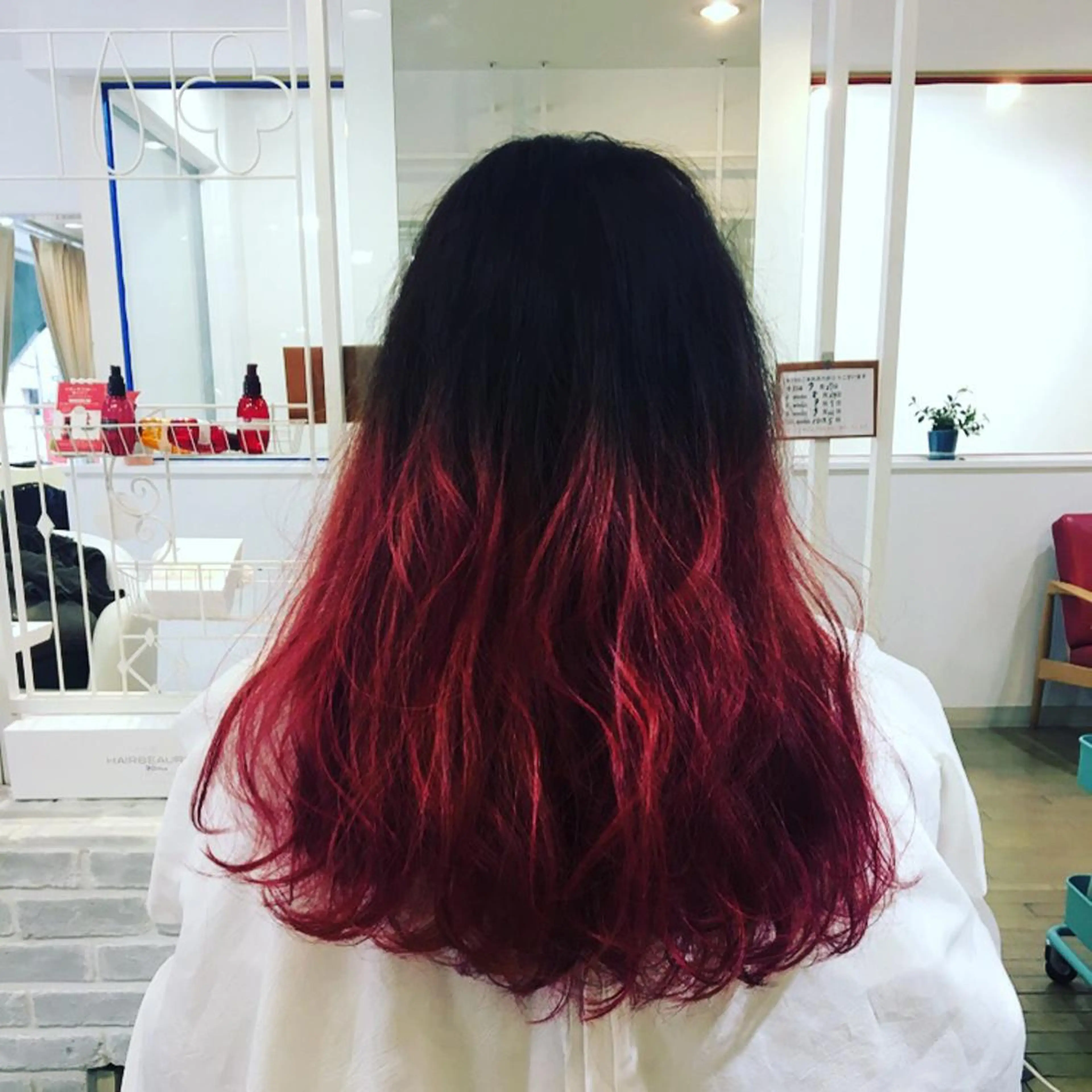 ロング カラー グラデーションカラー Tina所属・「Tina」一木 智之のヘアスタイル