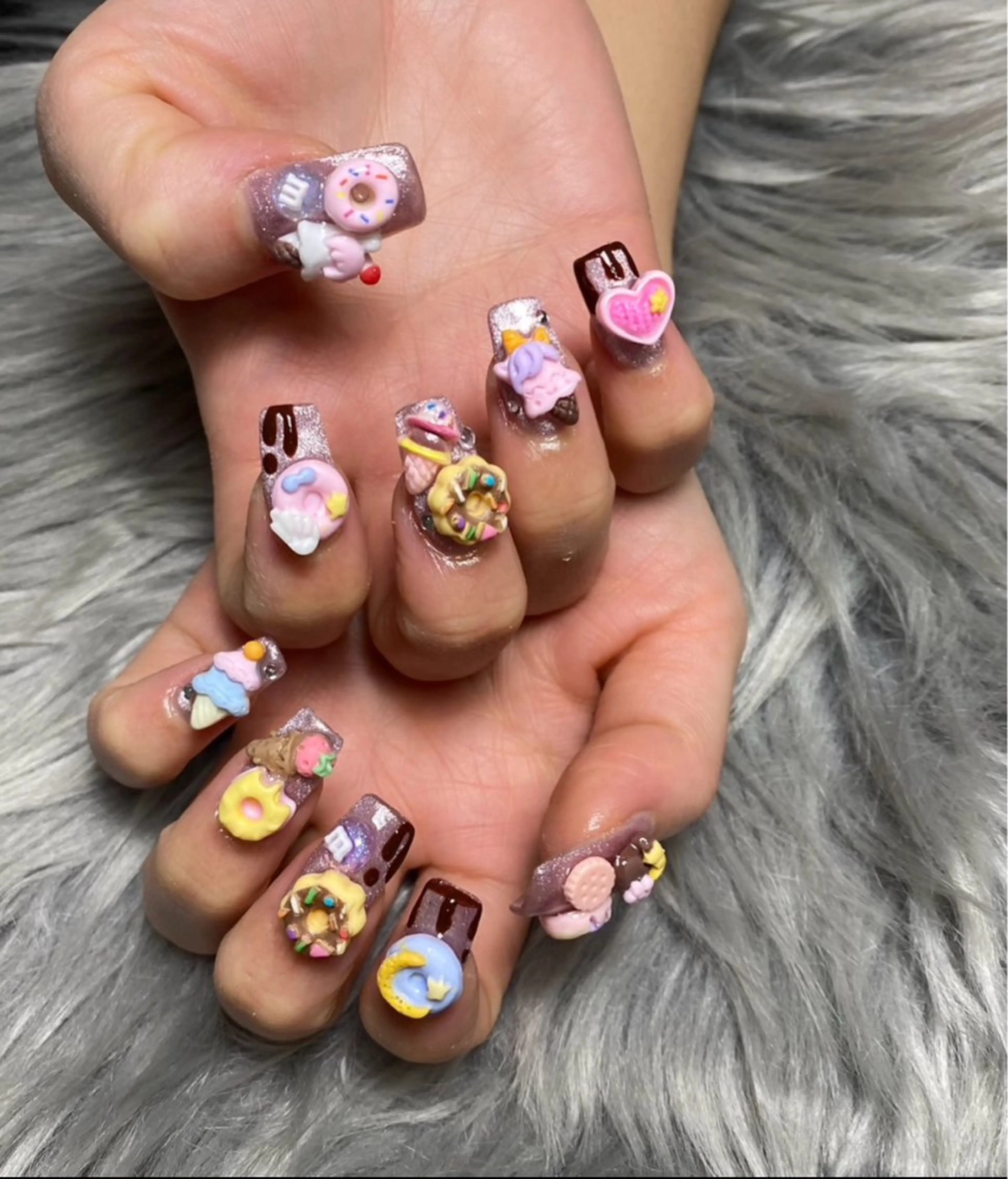 ネイル 大東市ネイルサロン 【KYURA】ｷｭﾗのネイルデザイン