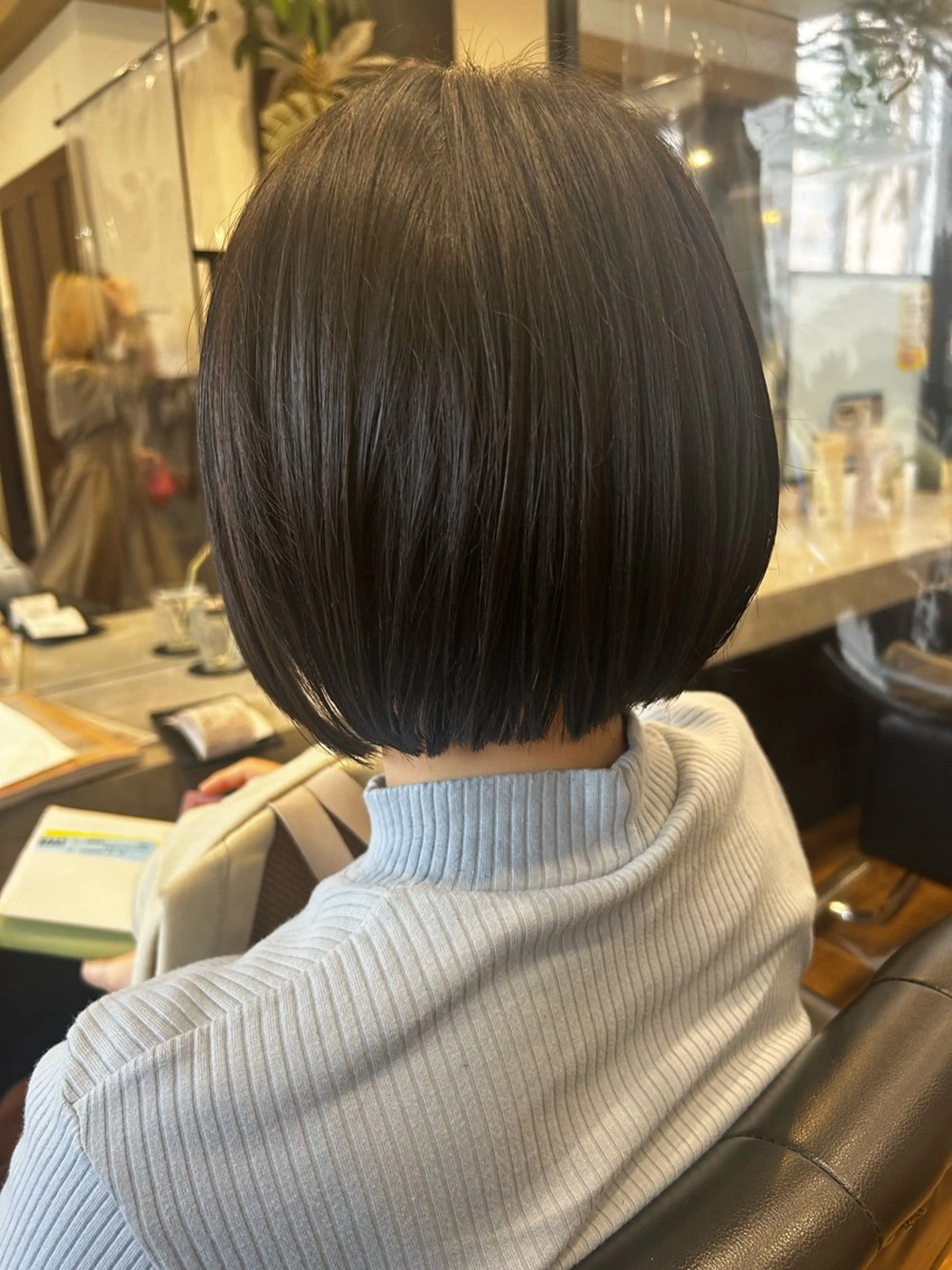 ショート カット 美容しょうへいの店所属・吉川 茉由子のマツエク・マツパデザイン