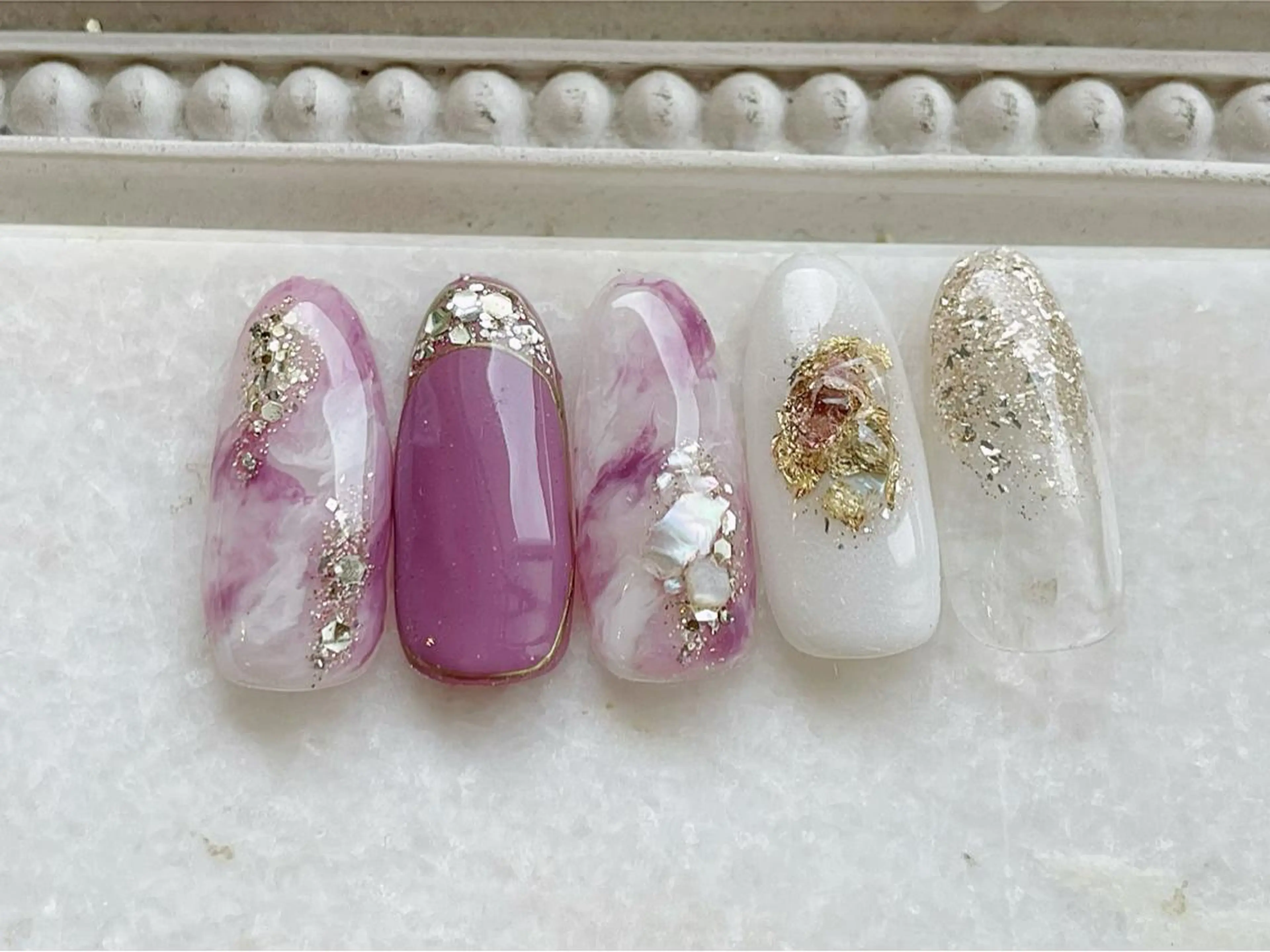 ネイル ジェルネイル キラキラネイル パラジェル ハンドネイル Satomi  のネイルデザイン