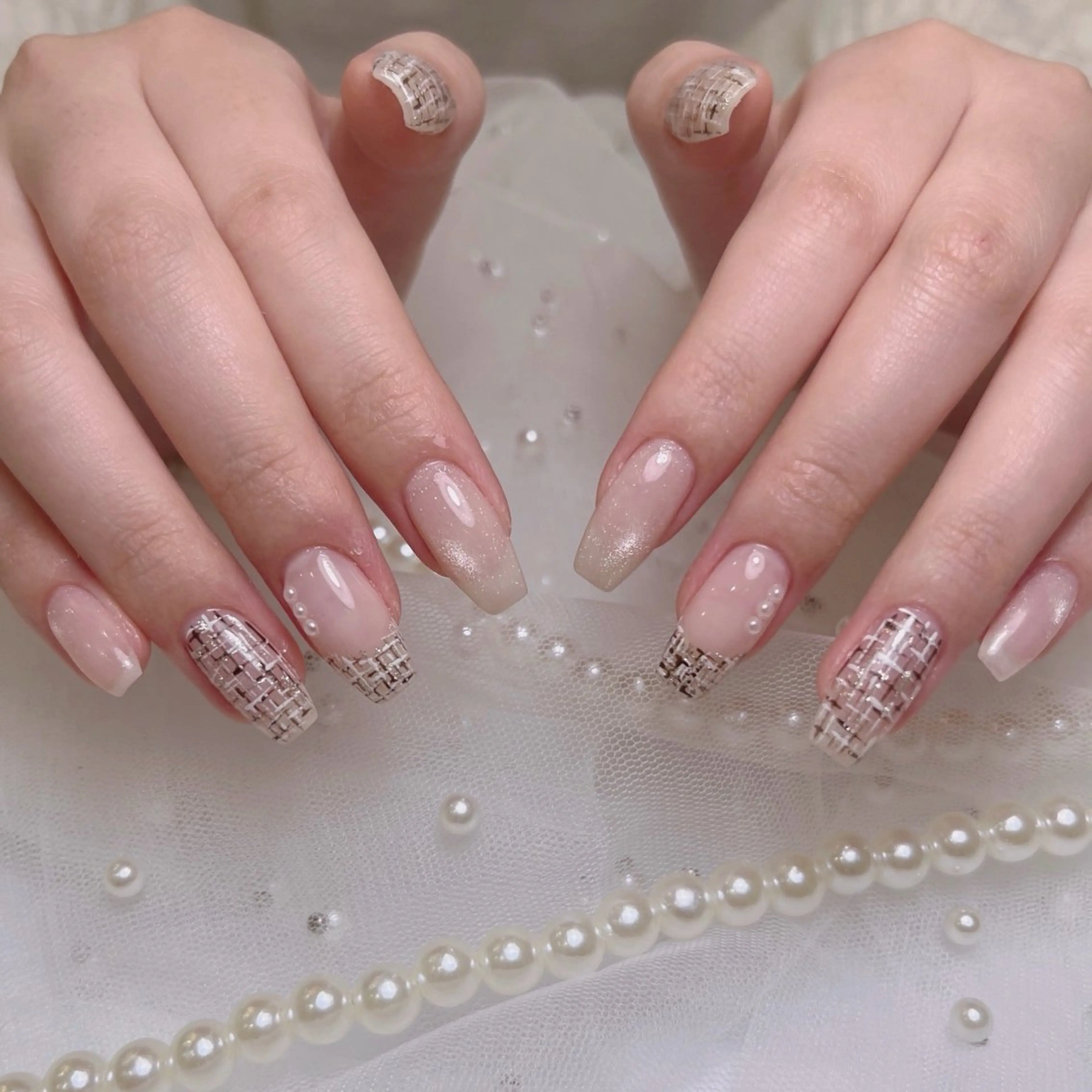 ネイル ツイードネイル エルバイノリコ加藤 パラジェル取り扱い店のネイルデザイン