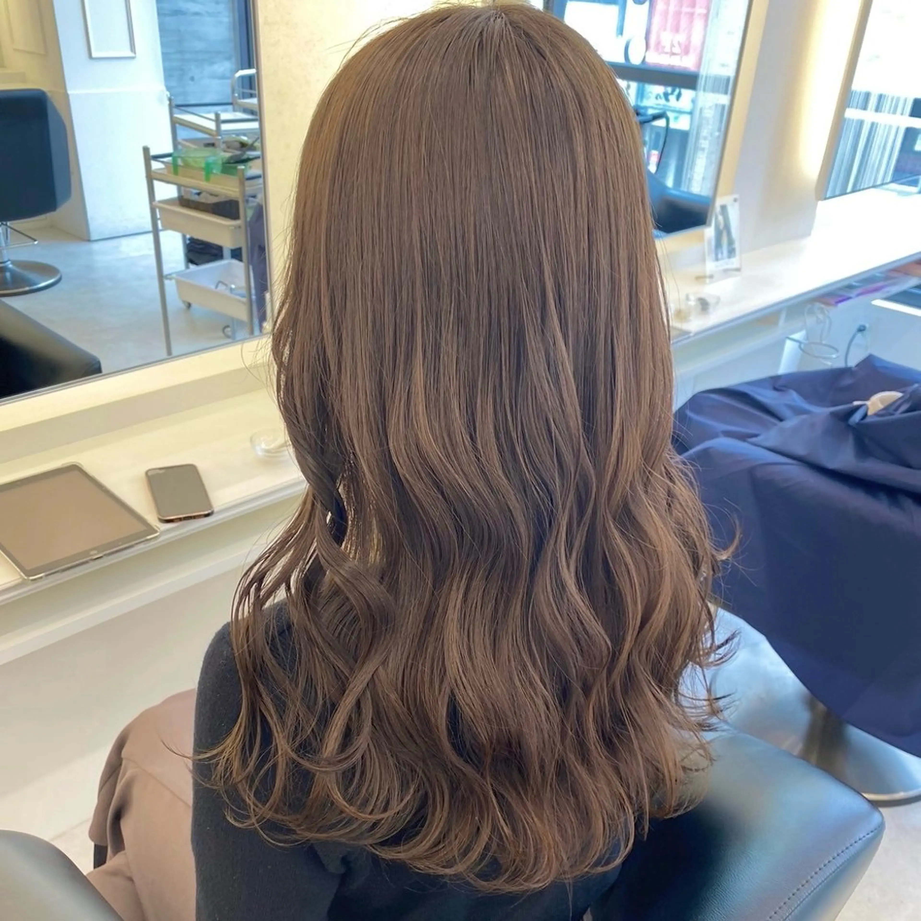 カラー Parve Mix / 根本 梨湖🫧のヘアスタイル