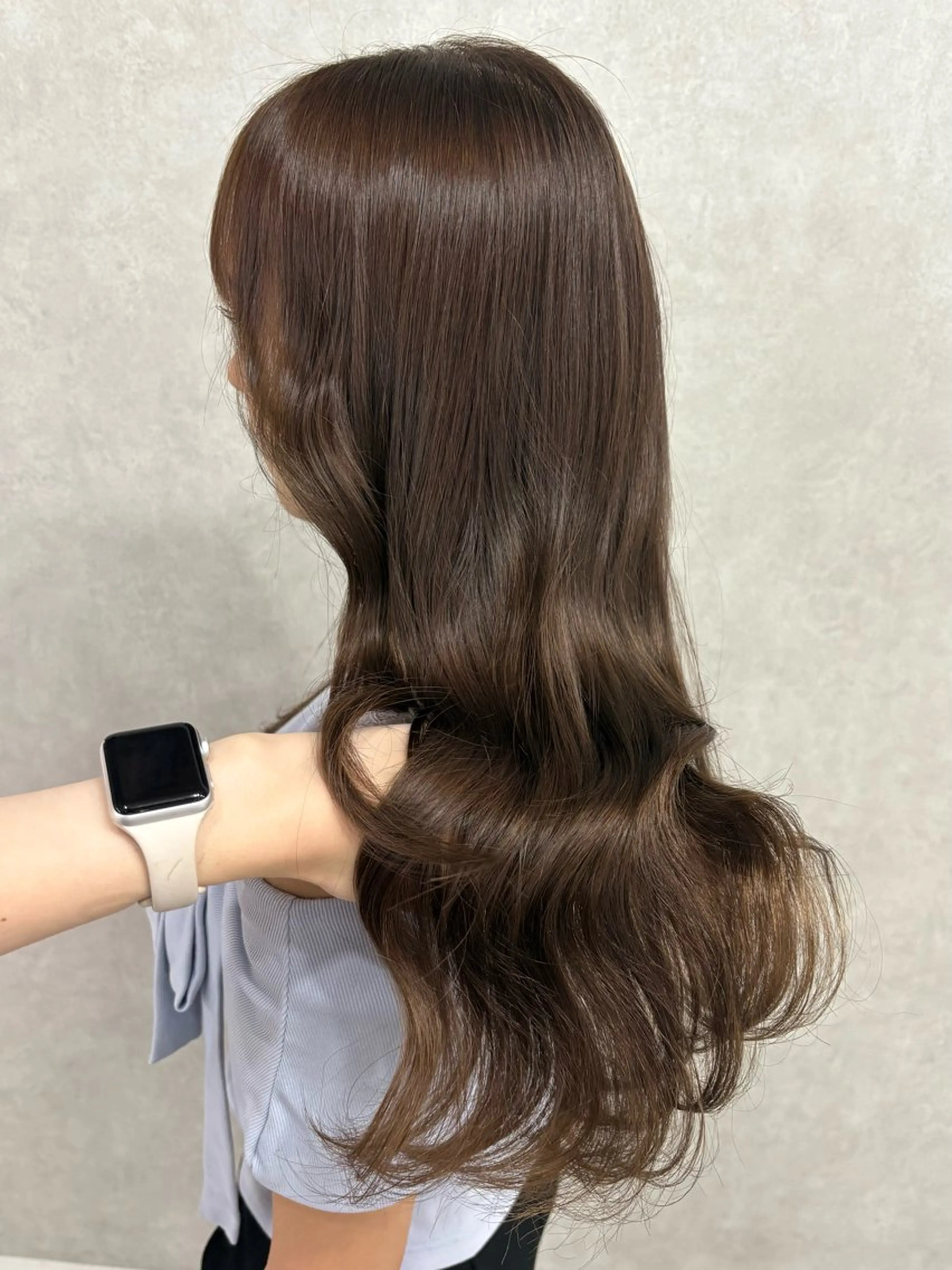 ロング カラー ベージュカラー オリーブベージュ カット ヘアカラー トリートメント 盛れる顔まわり✨🎀 モテカラー別所好葉のヘアスタイル
