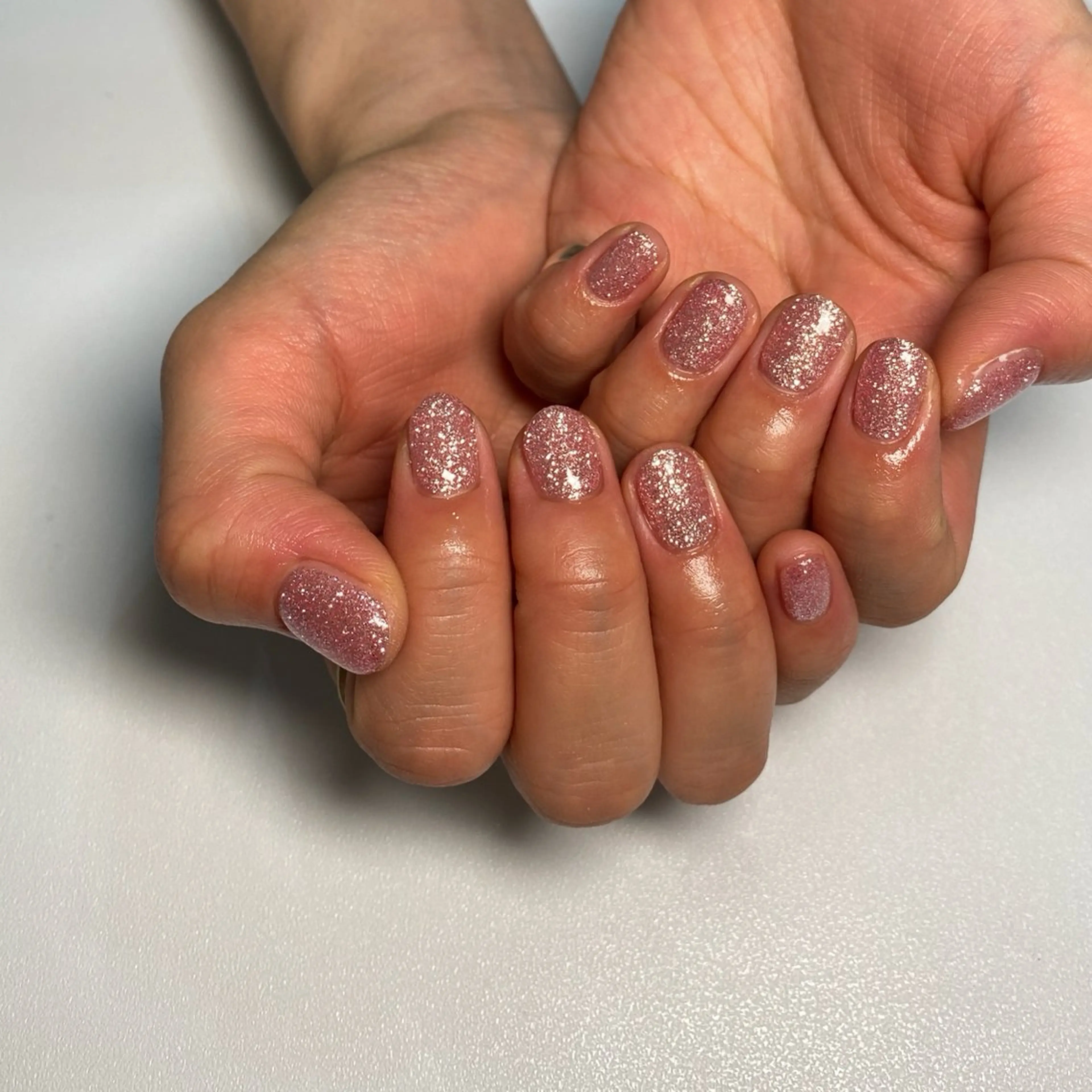 ネイル ラメ(グリッター) ワンカラーネイル うえぽん 🌟のネイルデザイン