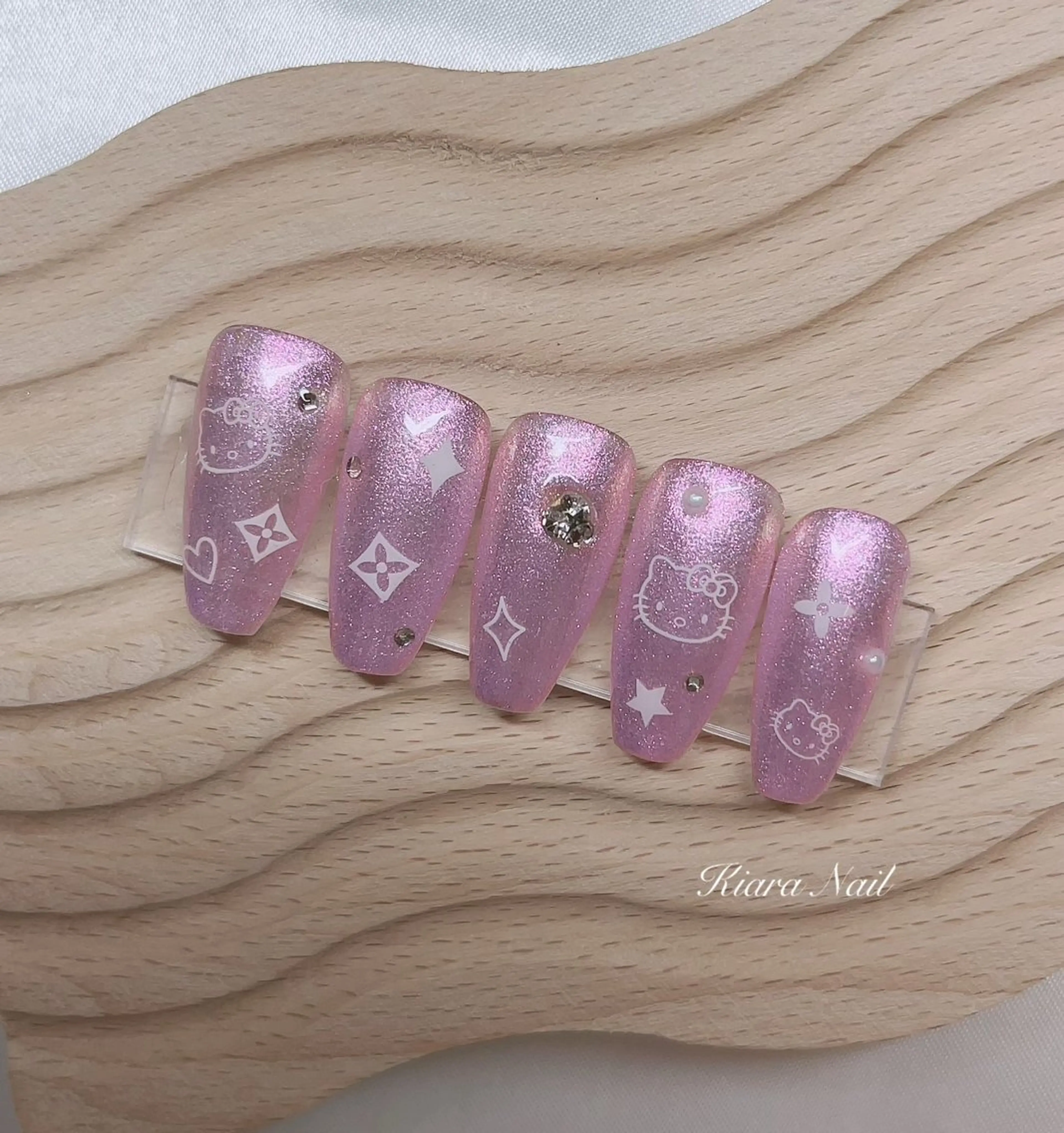 ネイル 🍭Kiara Nail🍭のネイルデザイン