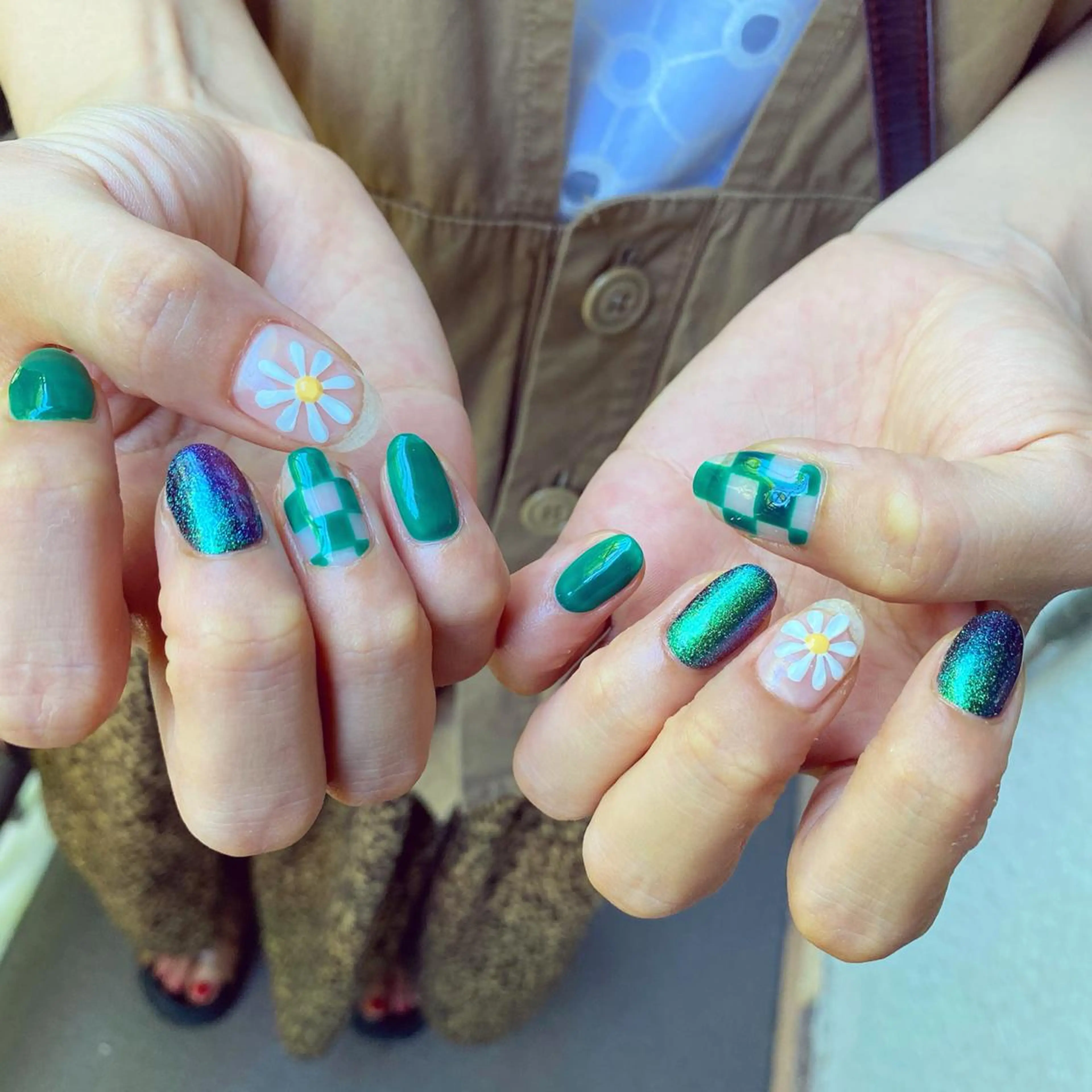 ネイル アートネイル フラワーネイル 韓国ネイル ニュアンスネイル 冬ネイル To Me Nail所属・🩵 mei🩵のネイルデザイン