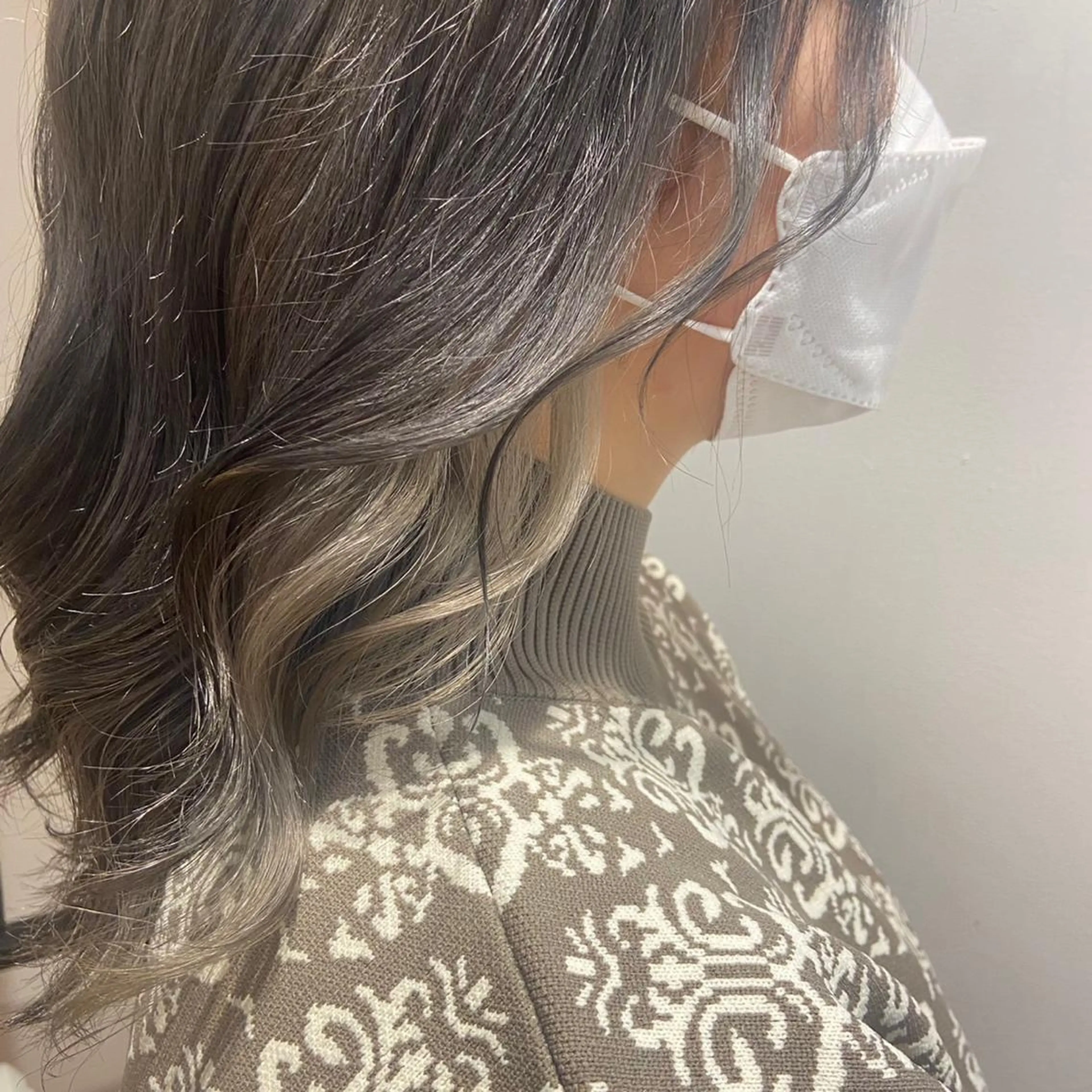 カラー シルバー ヘアカラー トリートメント インナーカラー♡ Nanakoのヘアスタイル