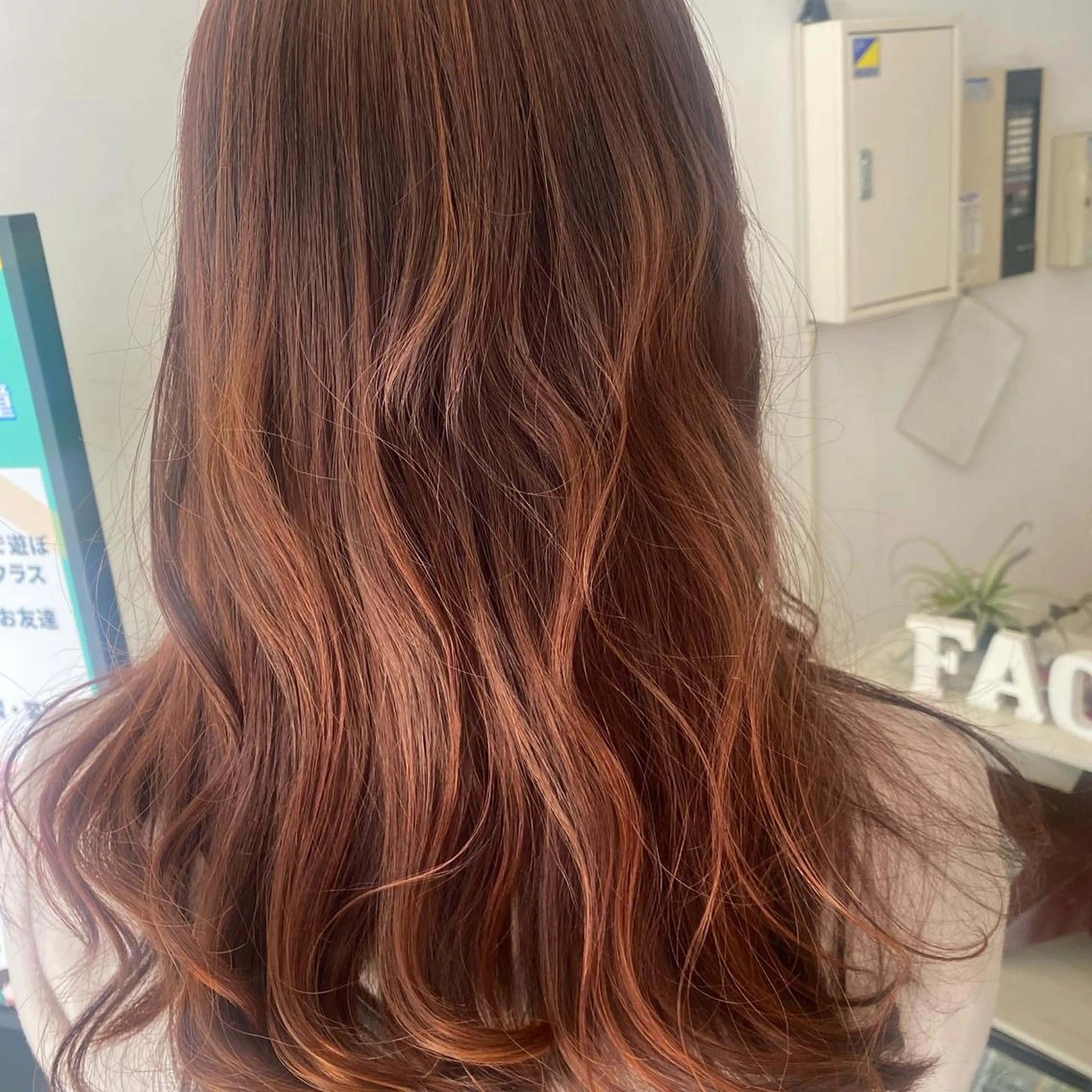 ミディアム カラー ✨垢抜け✨3Dカラー 山本美侑のヘアスタイル