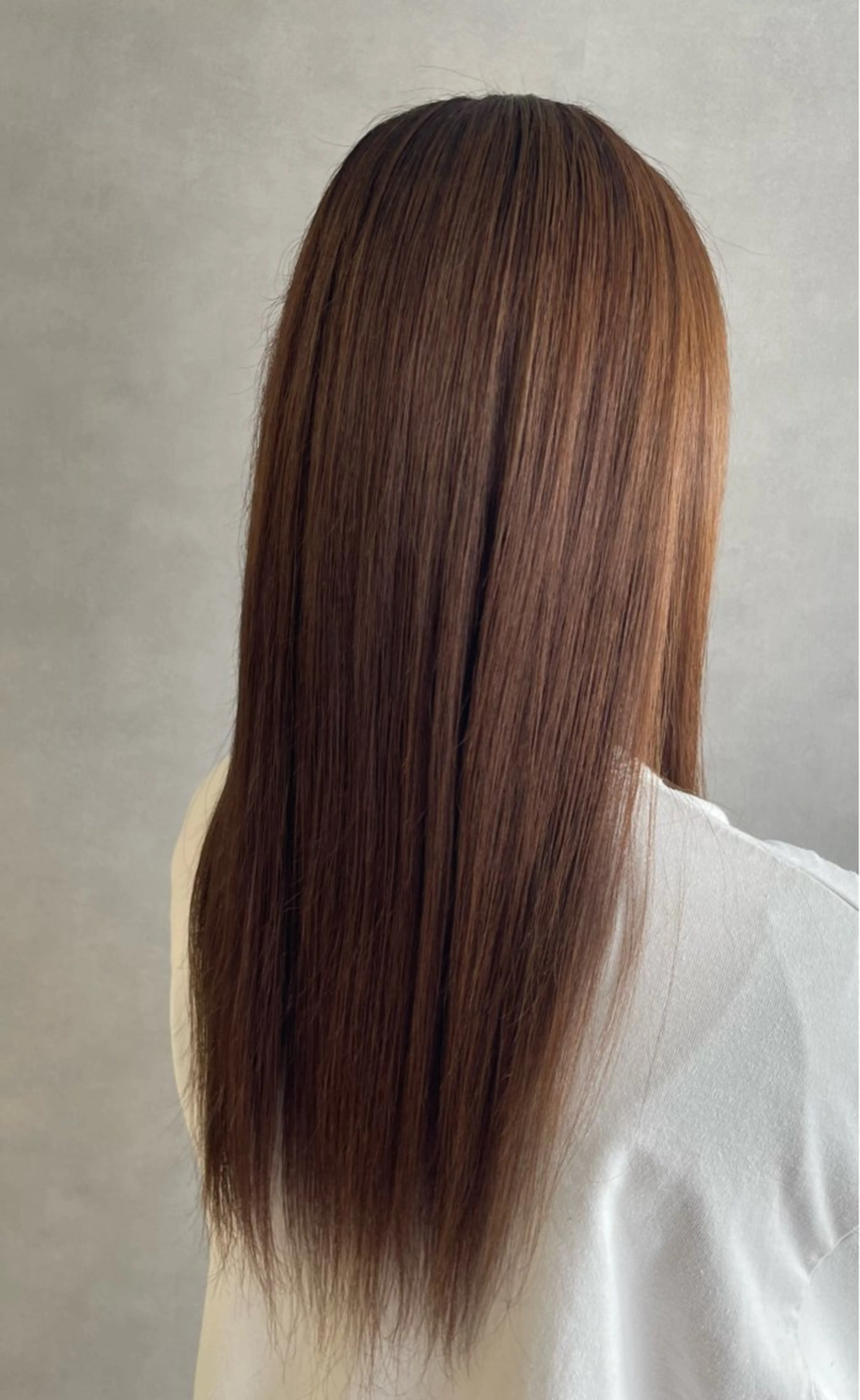 ロング チョコレートブラウン ヘアカラー トリートメント GHØAT【ゴート】 さおりのヘアスタイル