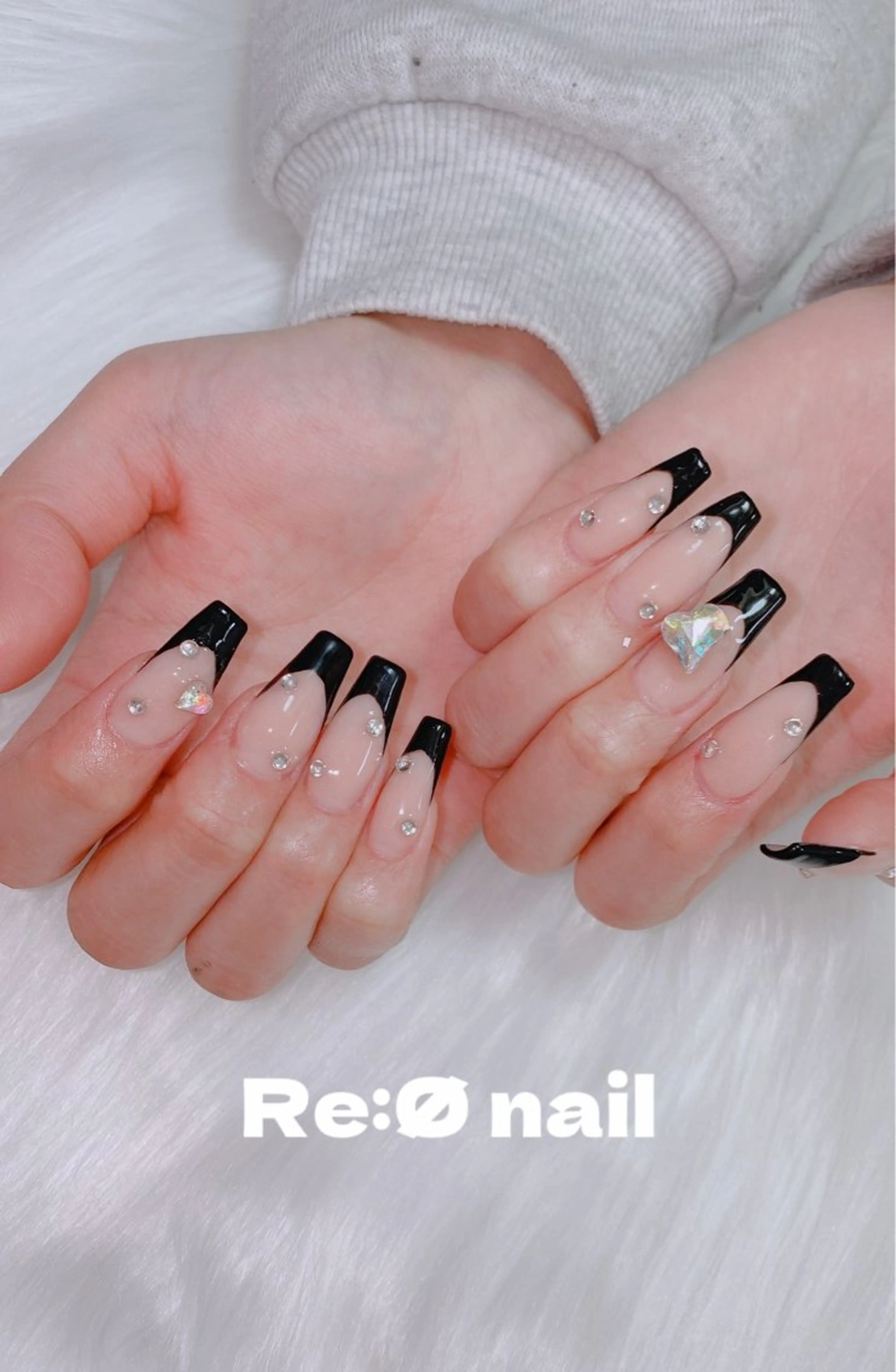 ネイル フレンチネイル ハンドネイル Re:Ø nail 🩵TSUJIのネイルデザイン