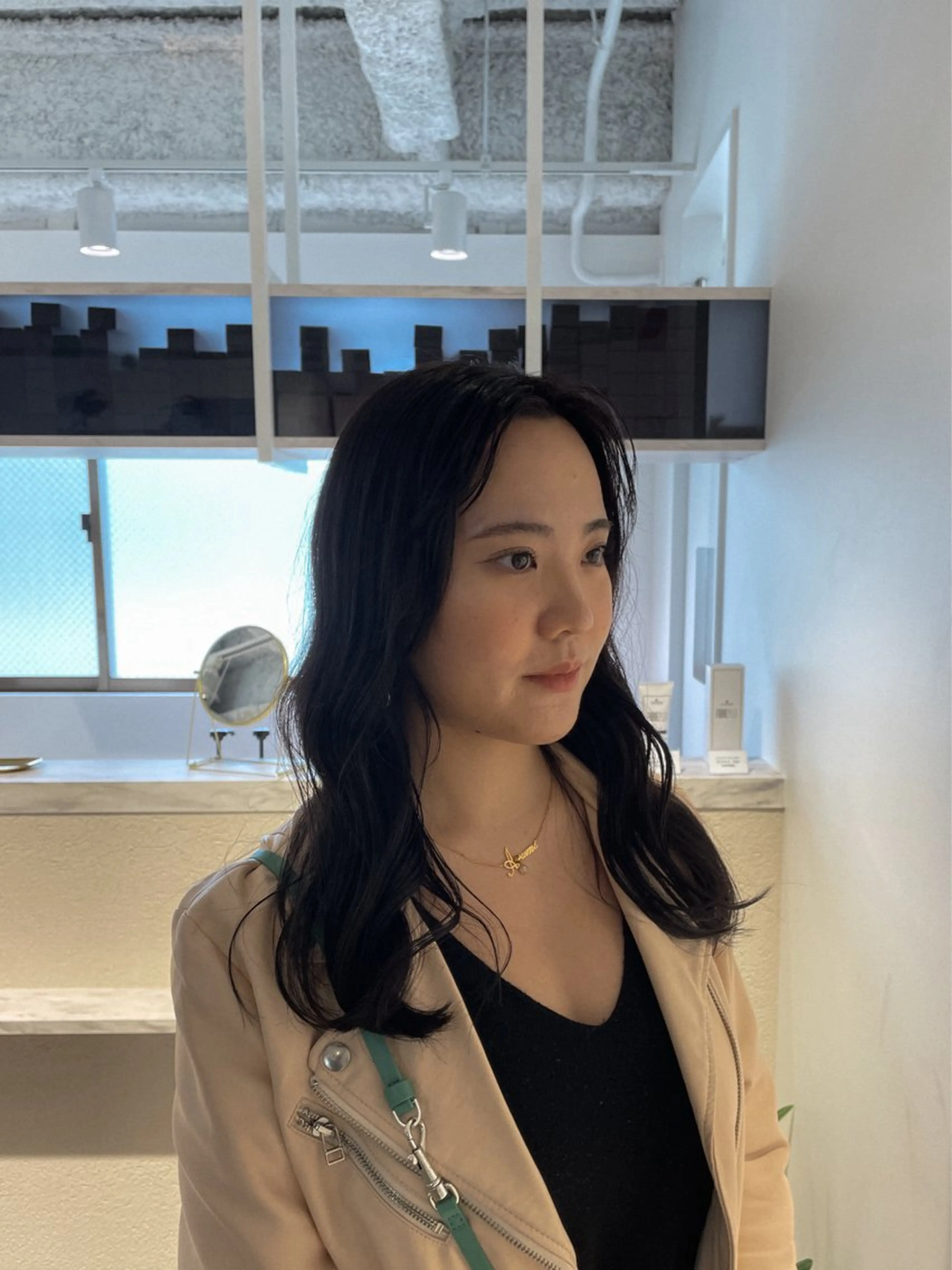 セミロング Miyamoto Yasuchikaのヘアスタイル