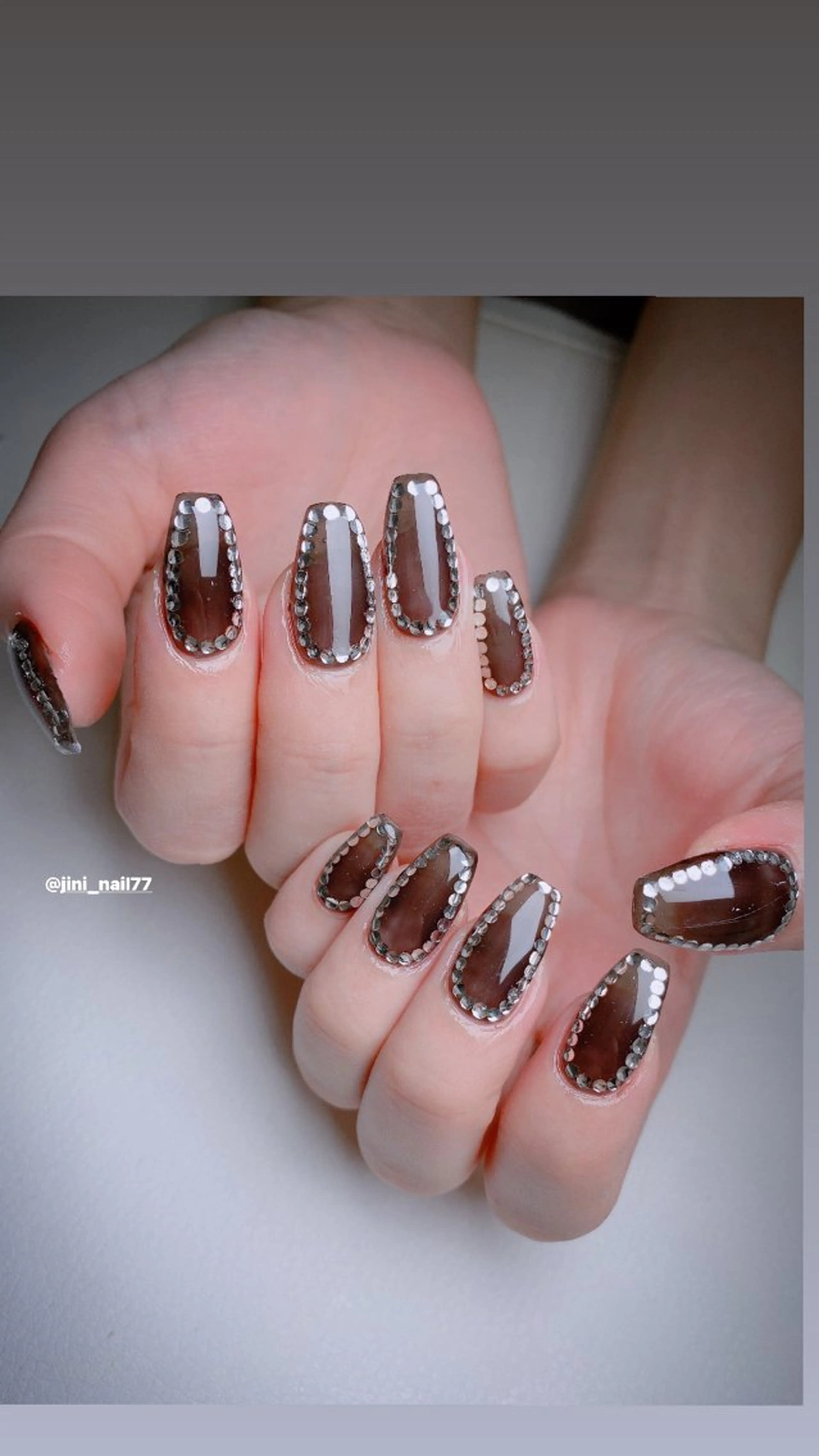 ネイル JINI NAIL所属・ジニ ネイルのネイルデザイン