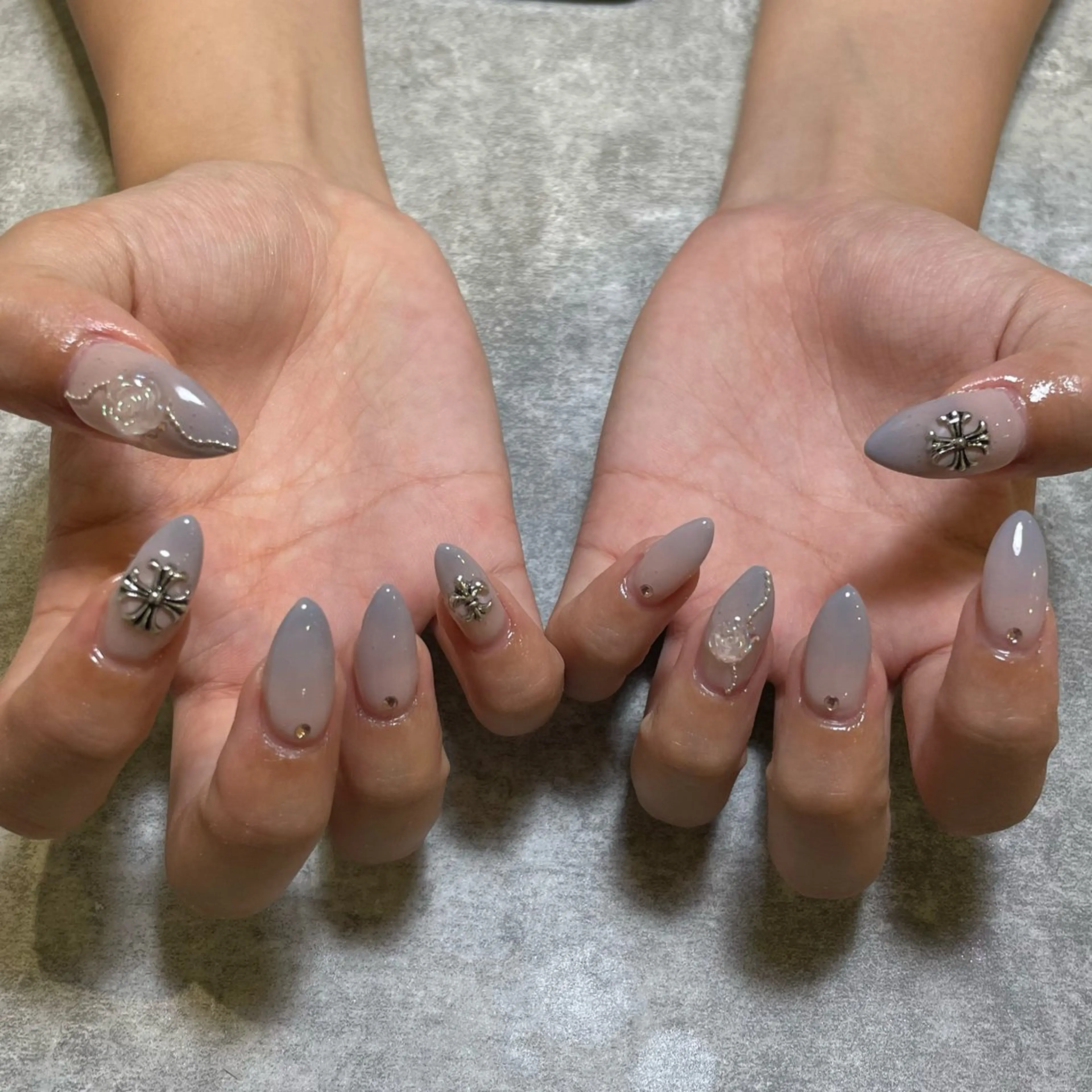 ネイル ハンドネイル Sunny Roa所属・SunnyRoa aguri ୨୧˖*のネイルデザイン