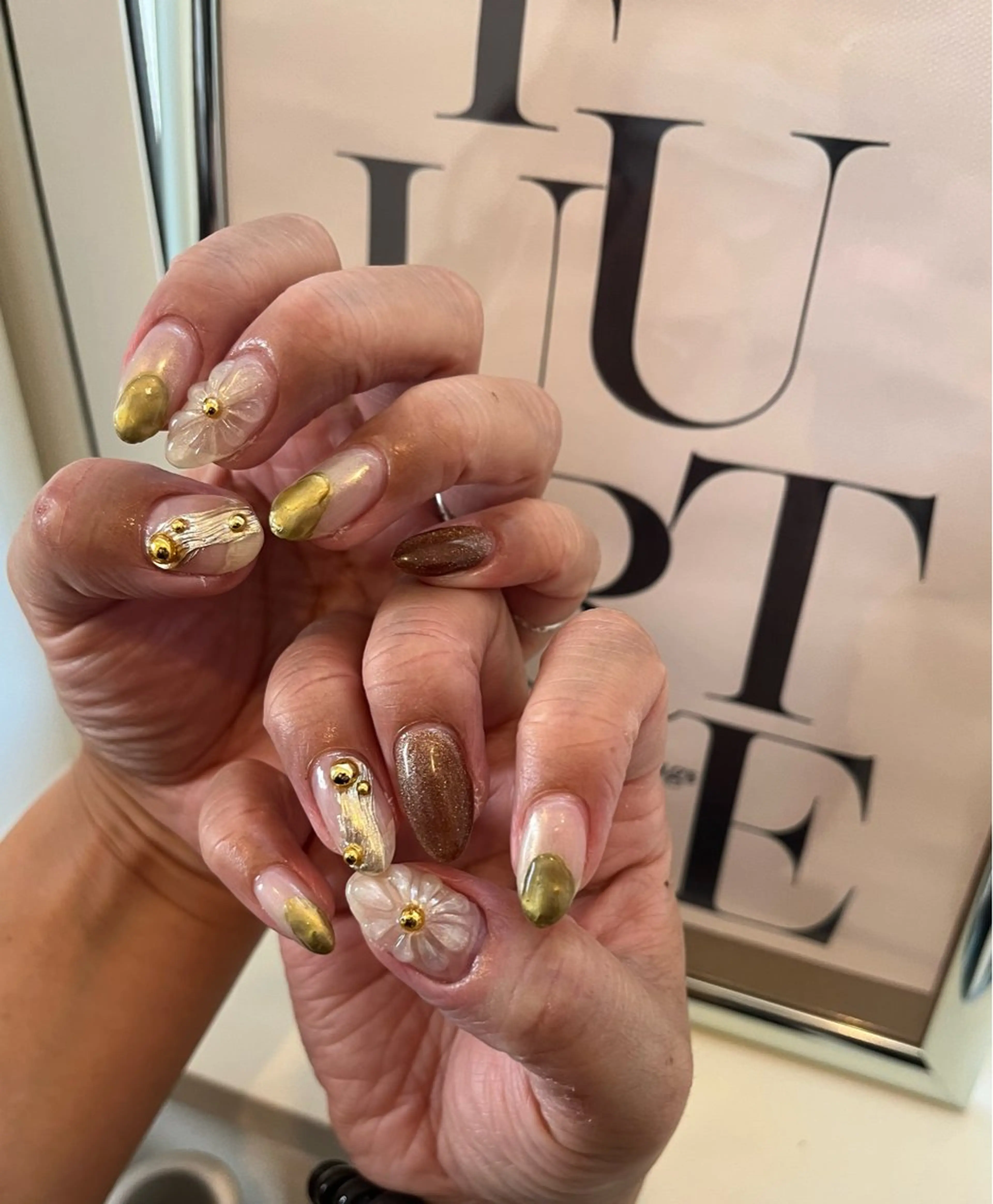 ネイル S. SAYAのネイルデザイン