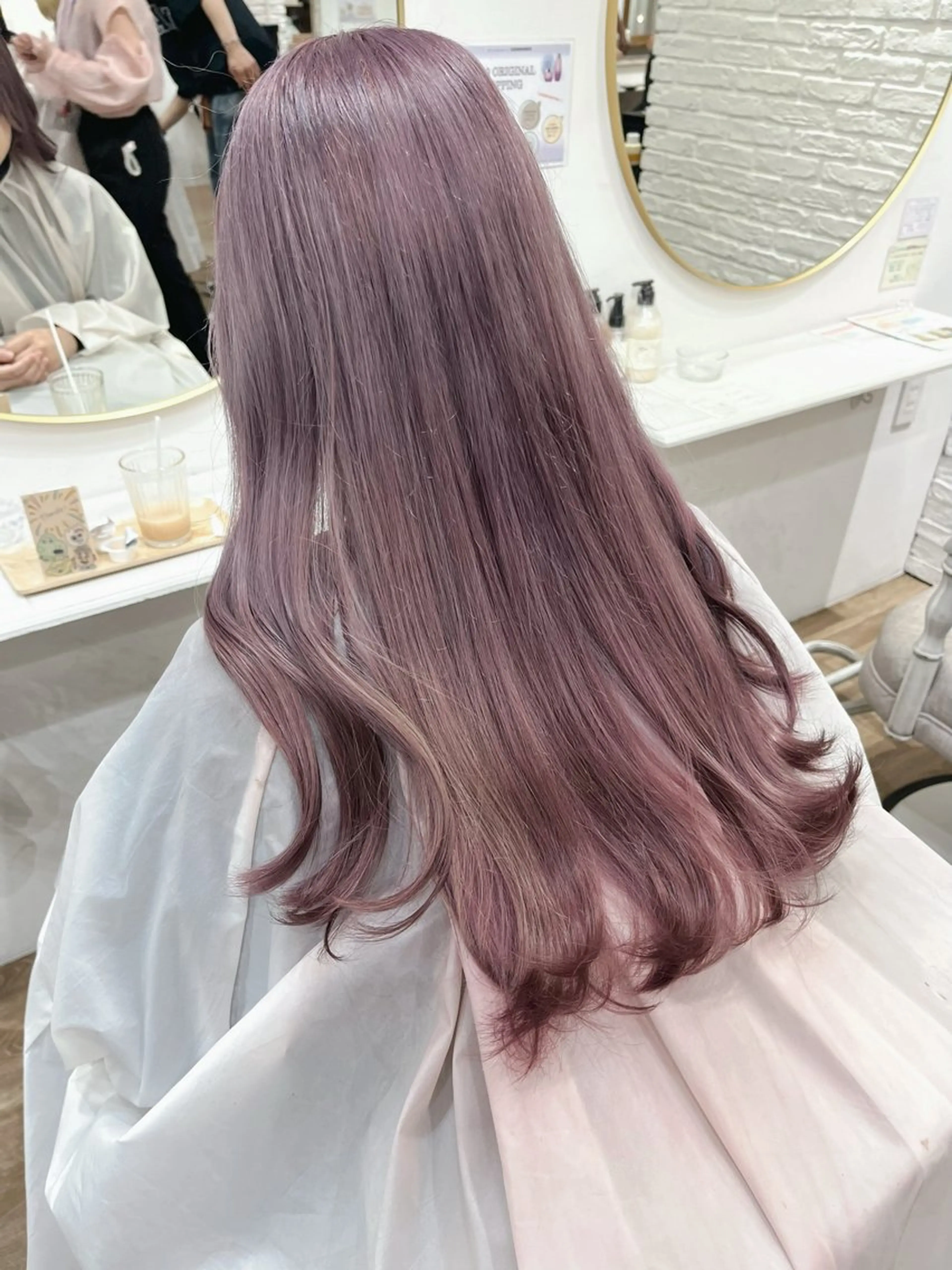 ロング カラー ブリーチ eto所属・akira𝜗𝜚 ꙳.*‬透明感カラーのヘアスタイル