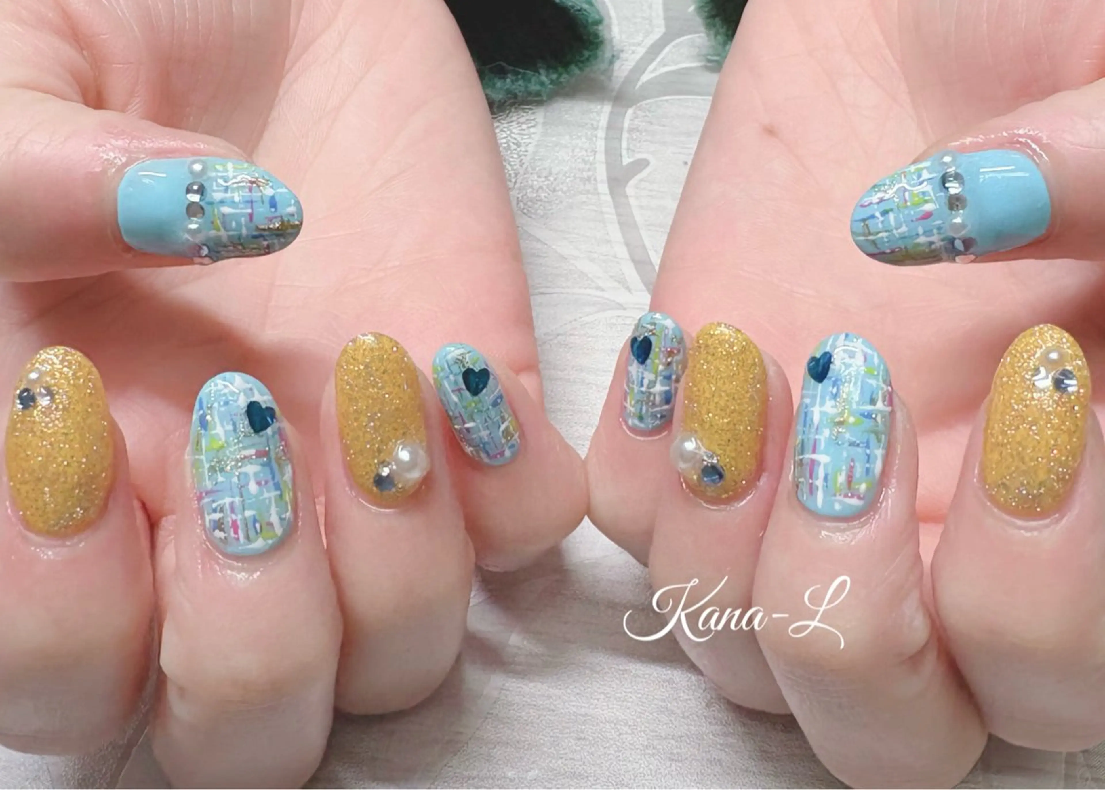 ネイル 芦辺 香奈のネイルデザイン