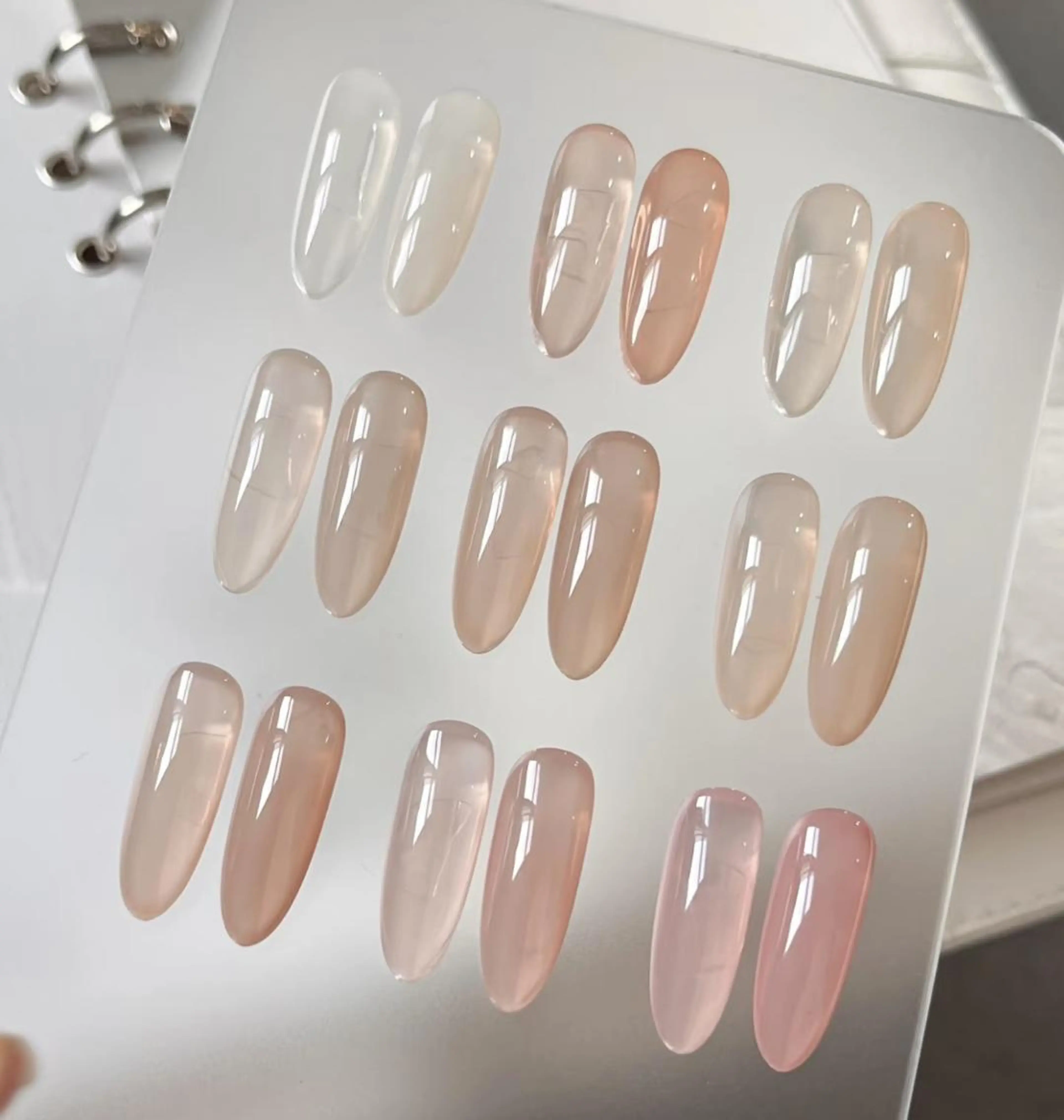 ネイル ハンドネイル 🎀 KiKi_nailのネイルデザイン