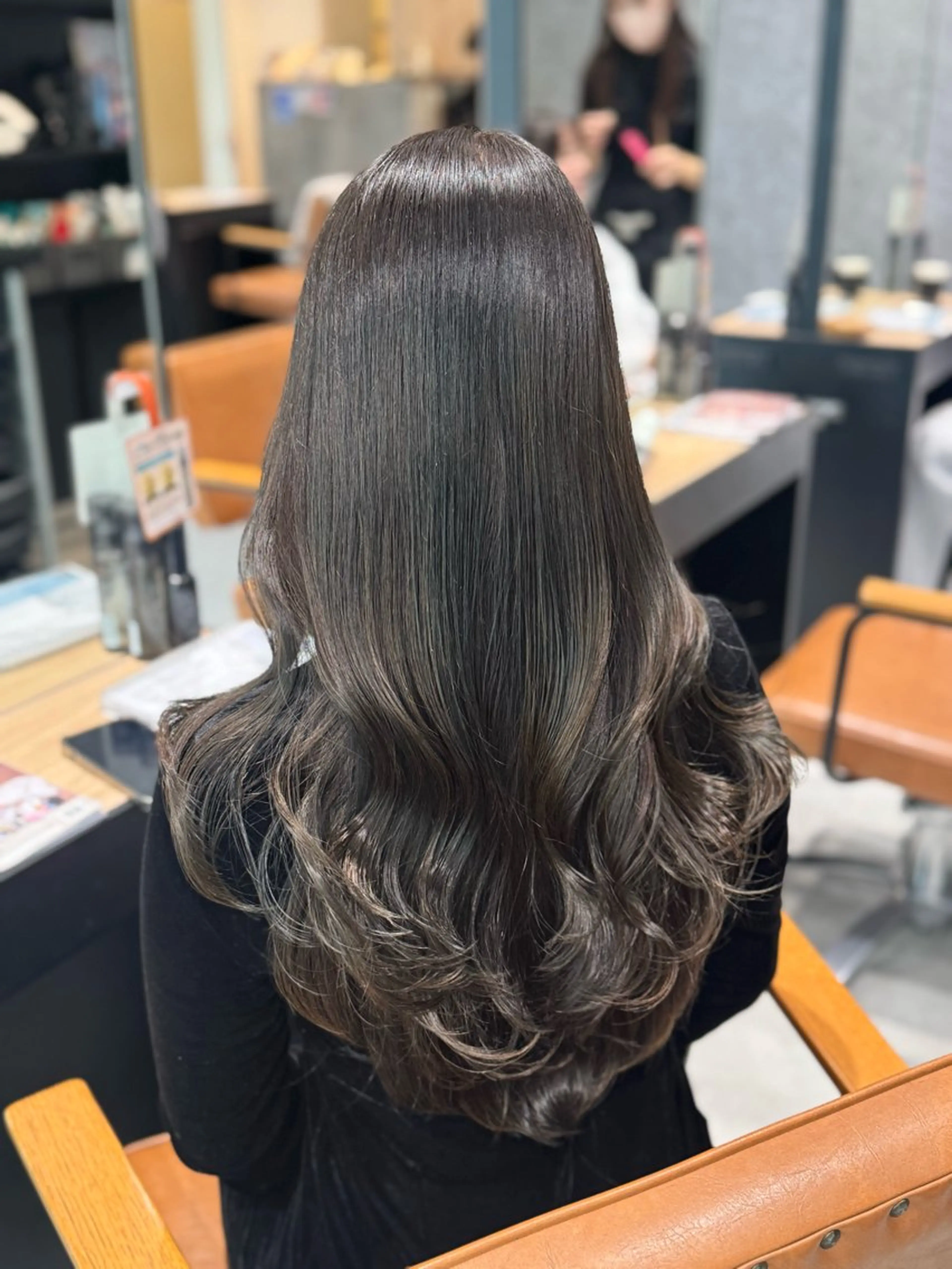 ロング ヘアカラー トリートメント Ria／透明感カラー ／レイヤー／ボブ🌸のヘアスタイル