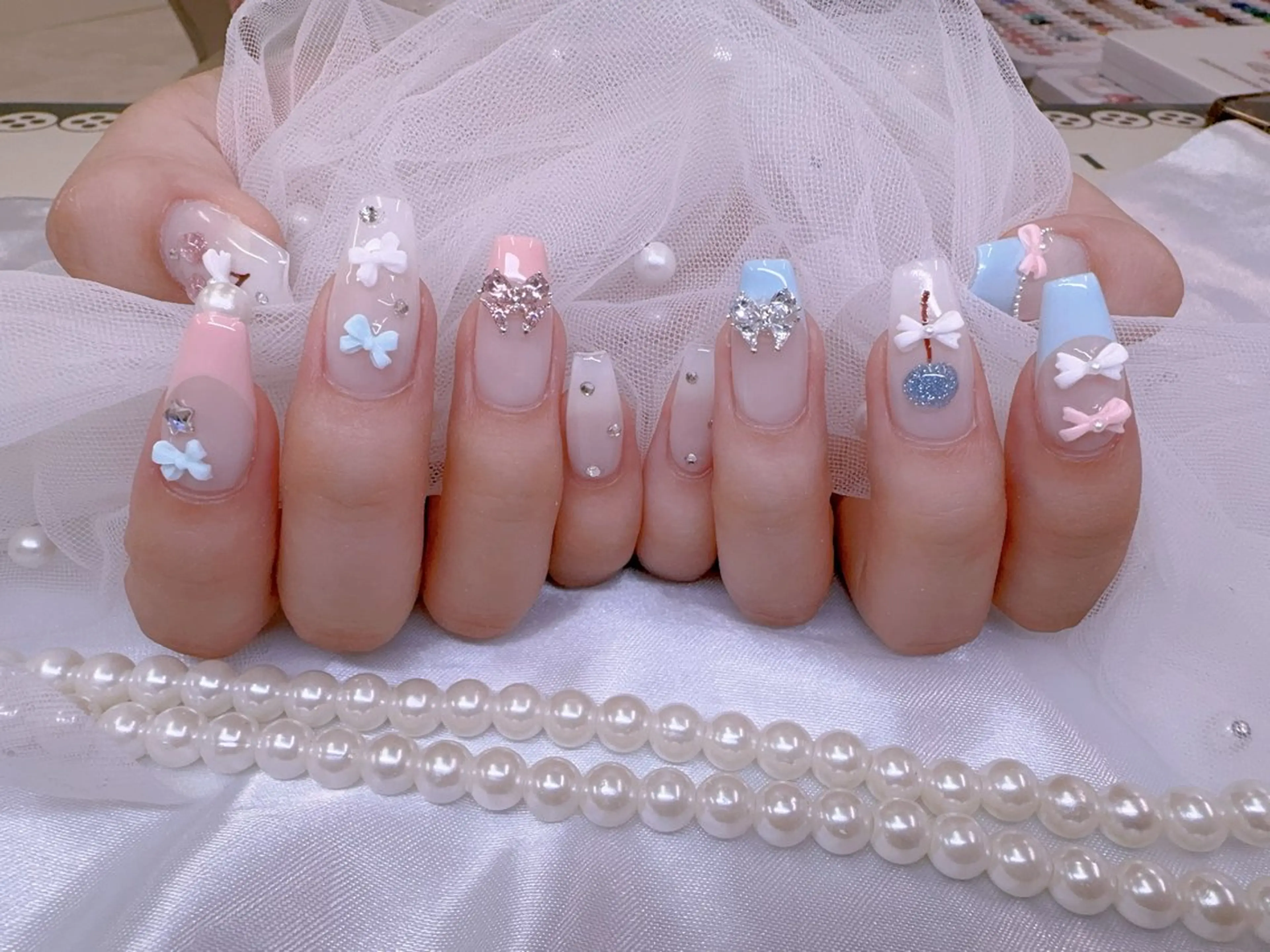 ネイル UMI ネイルサロン新宿🎀のネイルデザイン