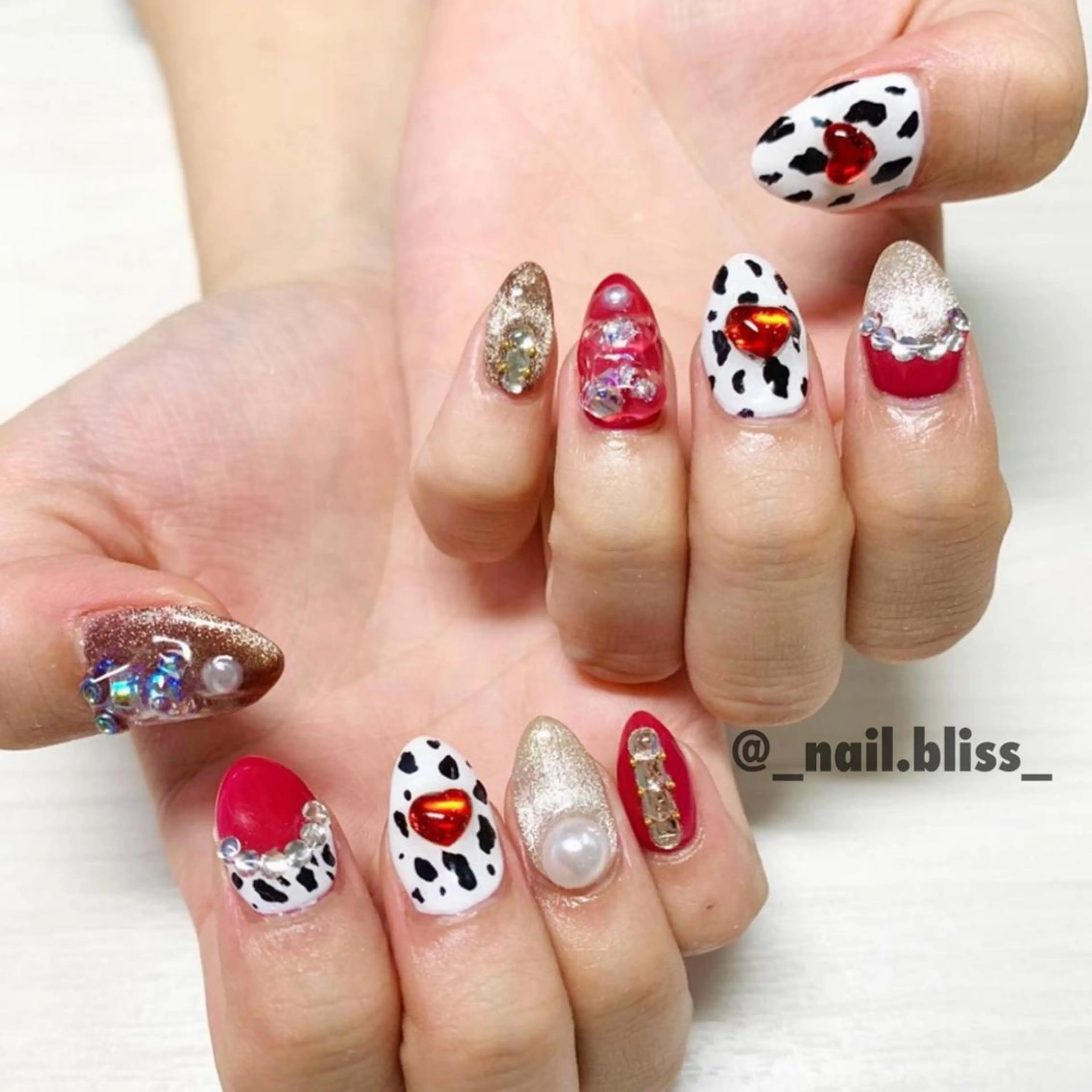 ネイル アニマル柄 ハンドネイル NAIL BLISSのネイルデザイン