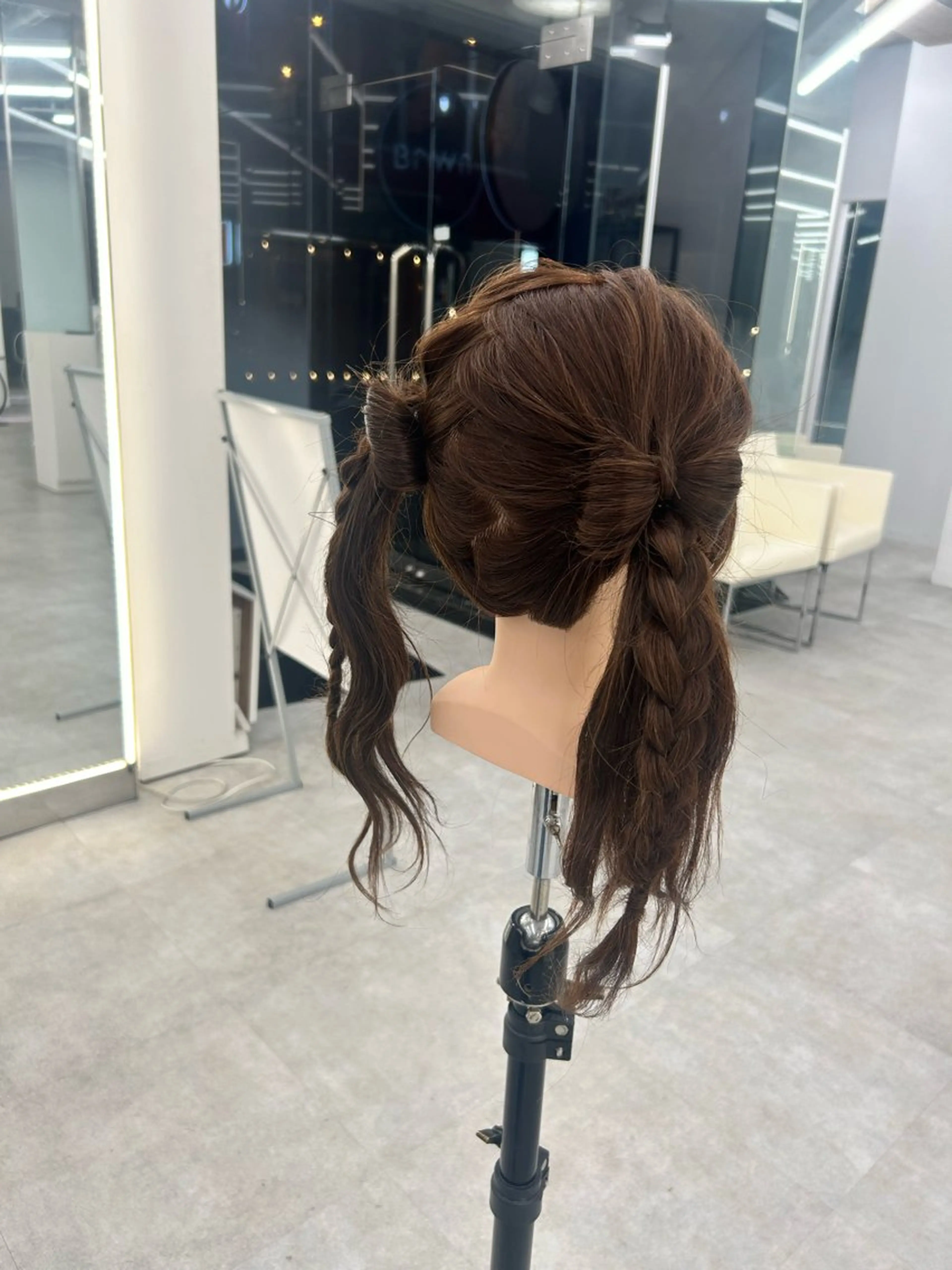 ロング ヘアアレンジ ヘアセット はるか/ブリーチカラ ー/ヘアアレンジ🤍のヘアスタイル