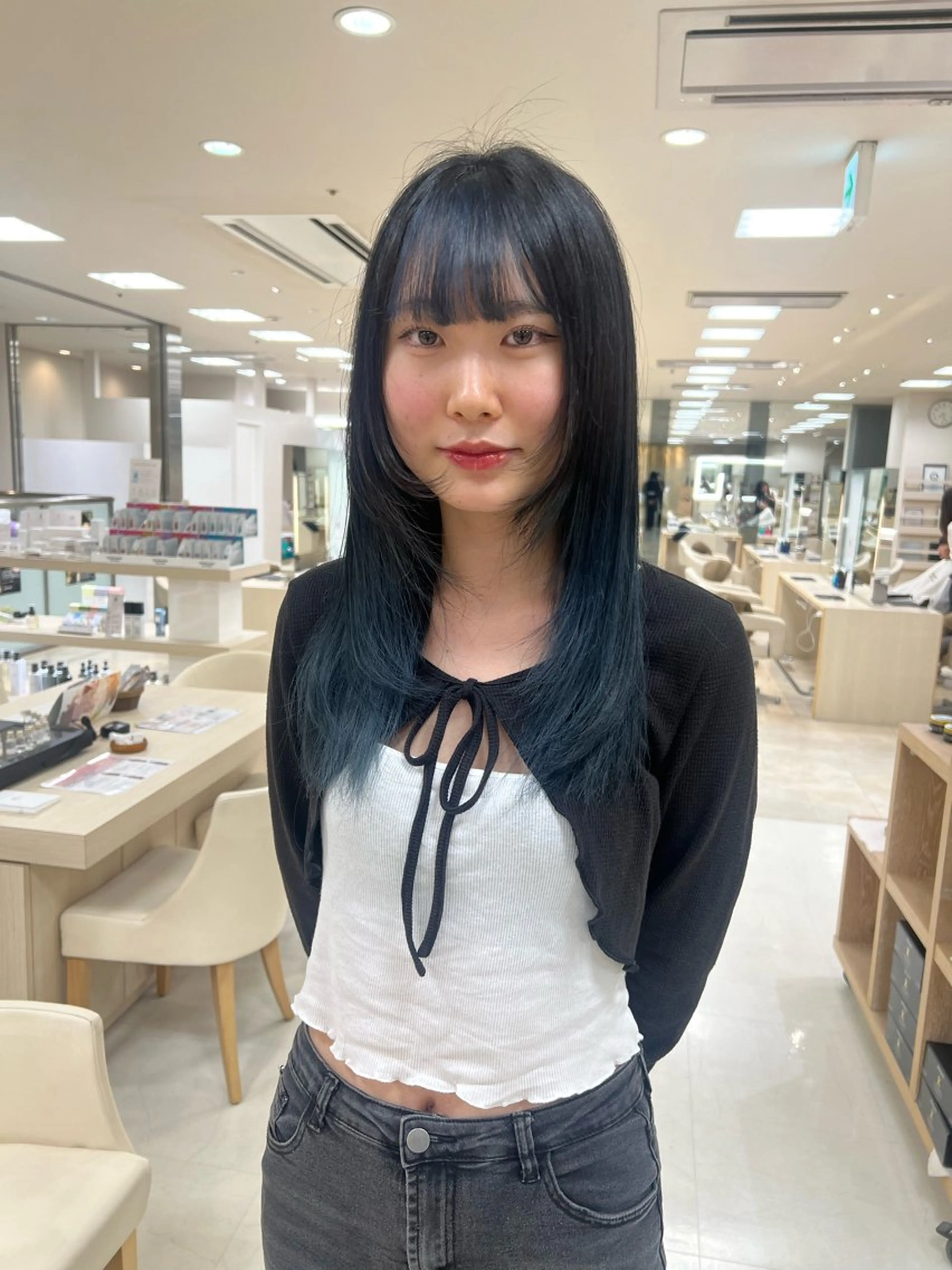 セミロング カラー カット トリートメント ヘアセット ハイトーン/ウルフ /レイヤー/坂野幸伸のヘアスタイル