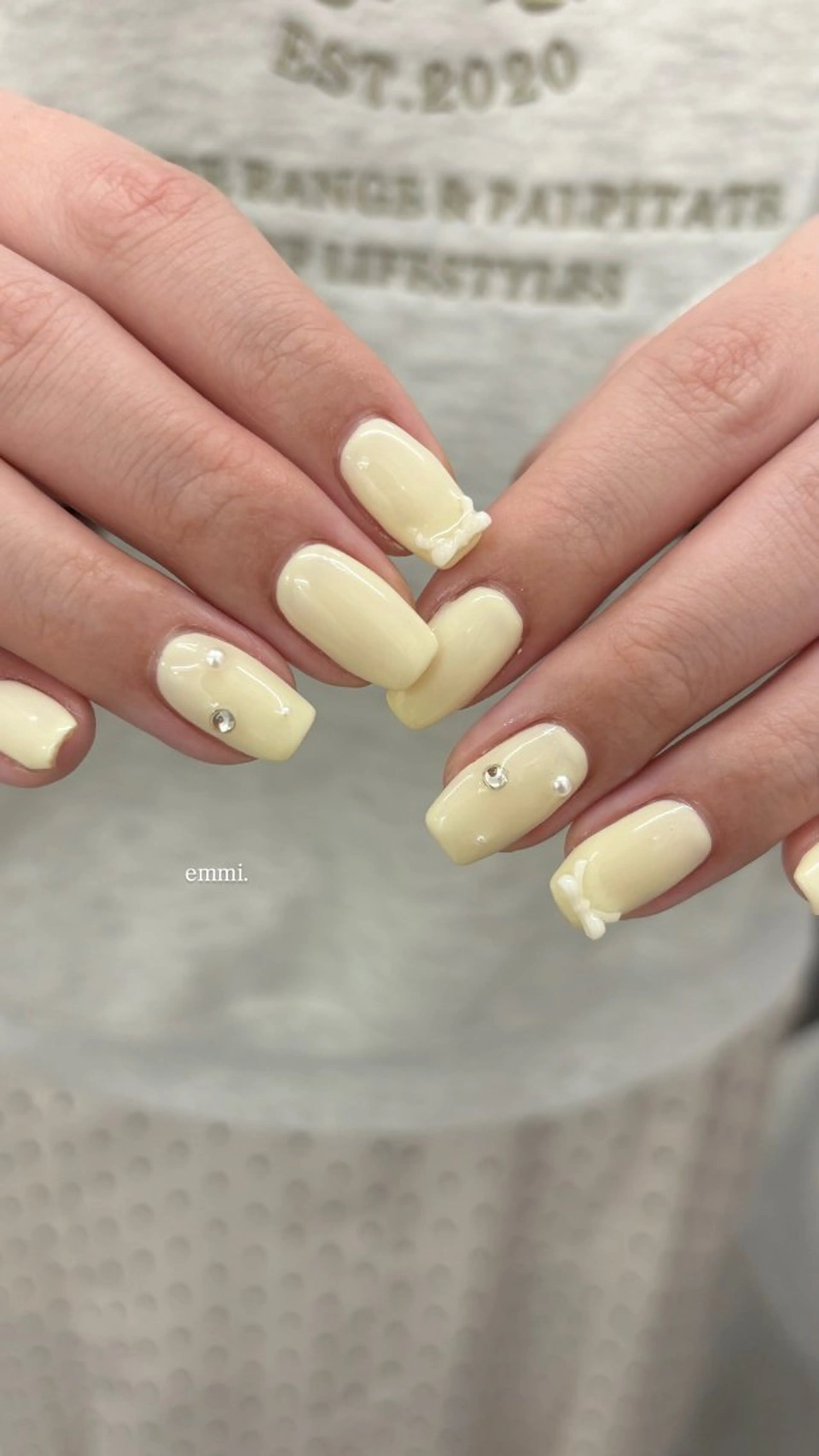 ネイル アートネイル チークネイル フレンチネイル ガーリー 氷ネイル・うるうるネイル ハンドネイル GO TODAY SHAiRE SALON 表参道colore店所属・emmi nailのネイルデザイン