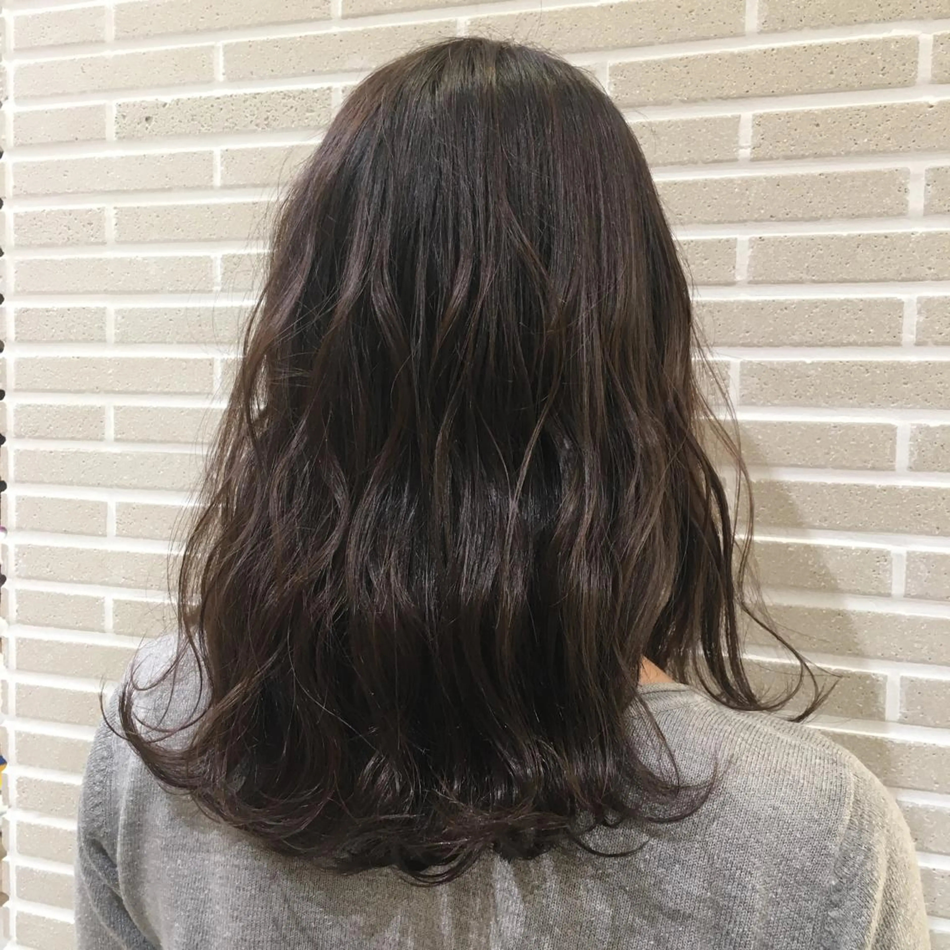 カラー カット 植田 菜月のヘアスタイル