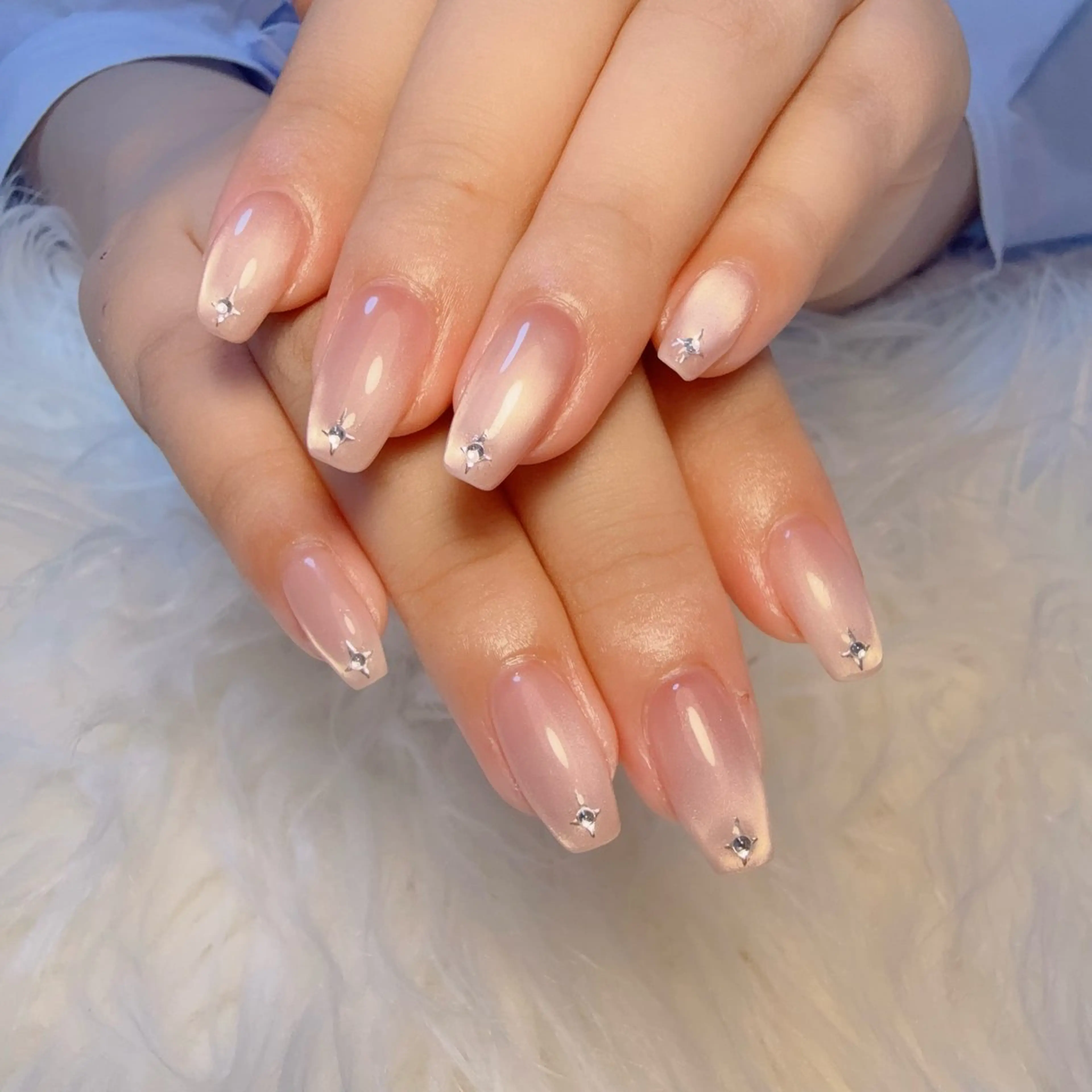 ネイル マグネットネイル 西野 カナのネイルデザイン