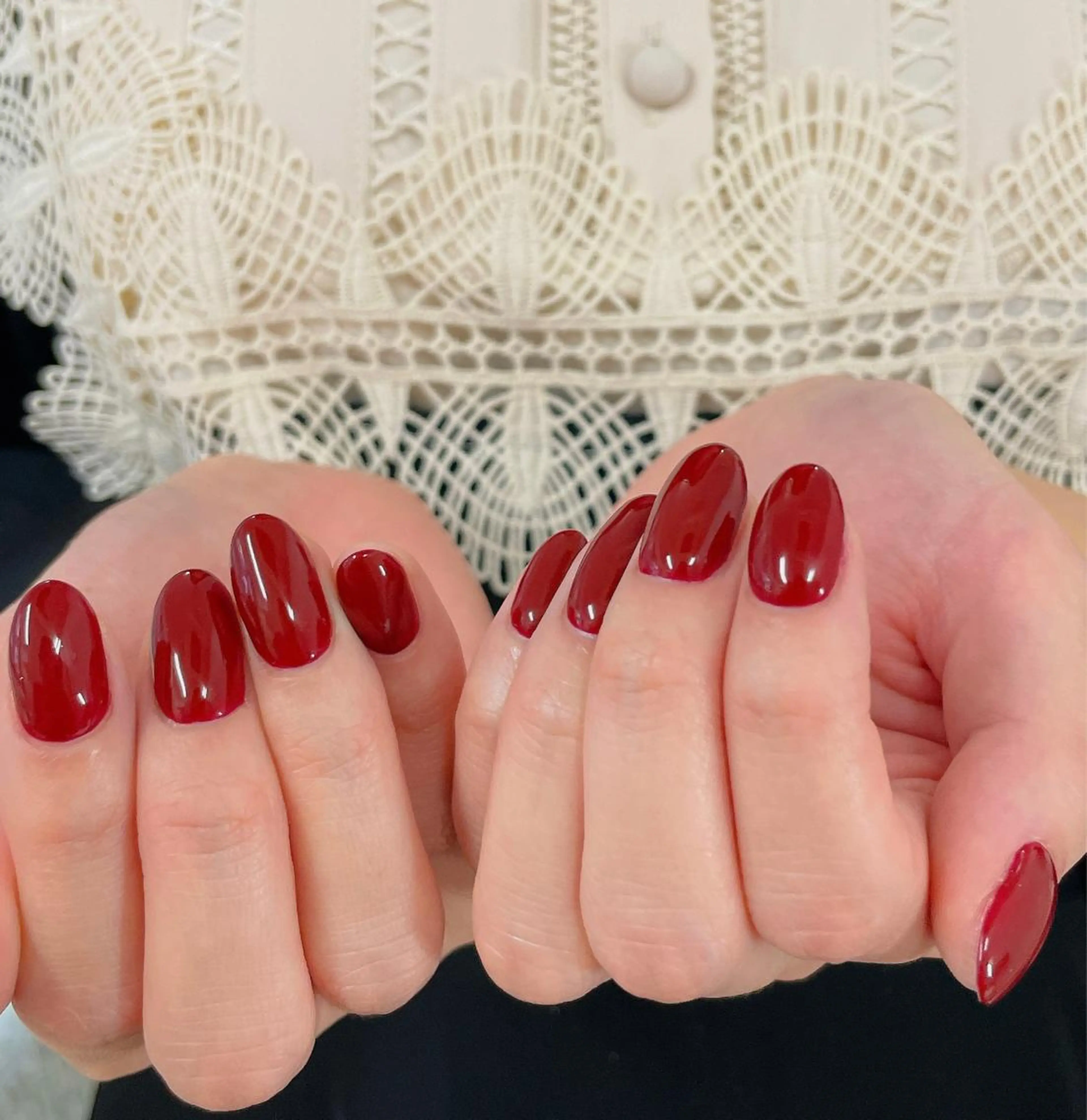 ネイル 赤色 冬ネイル クリスマス Luana nail&eye 亀戸所属・Luana Sono nailのネイルデザイン