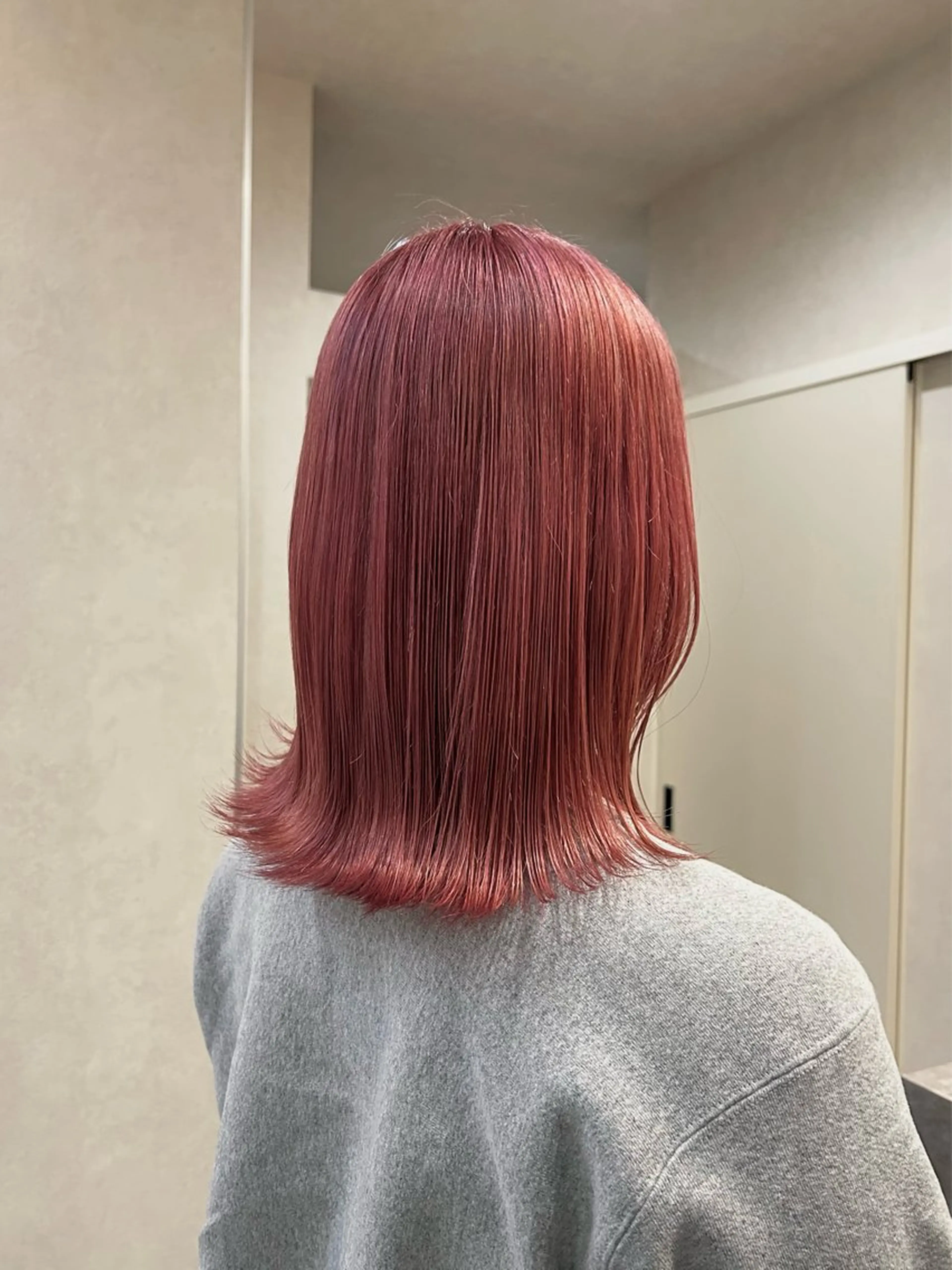 ミディアム 山元 くるみのヘアスタイル