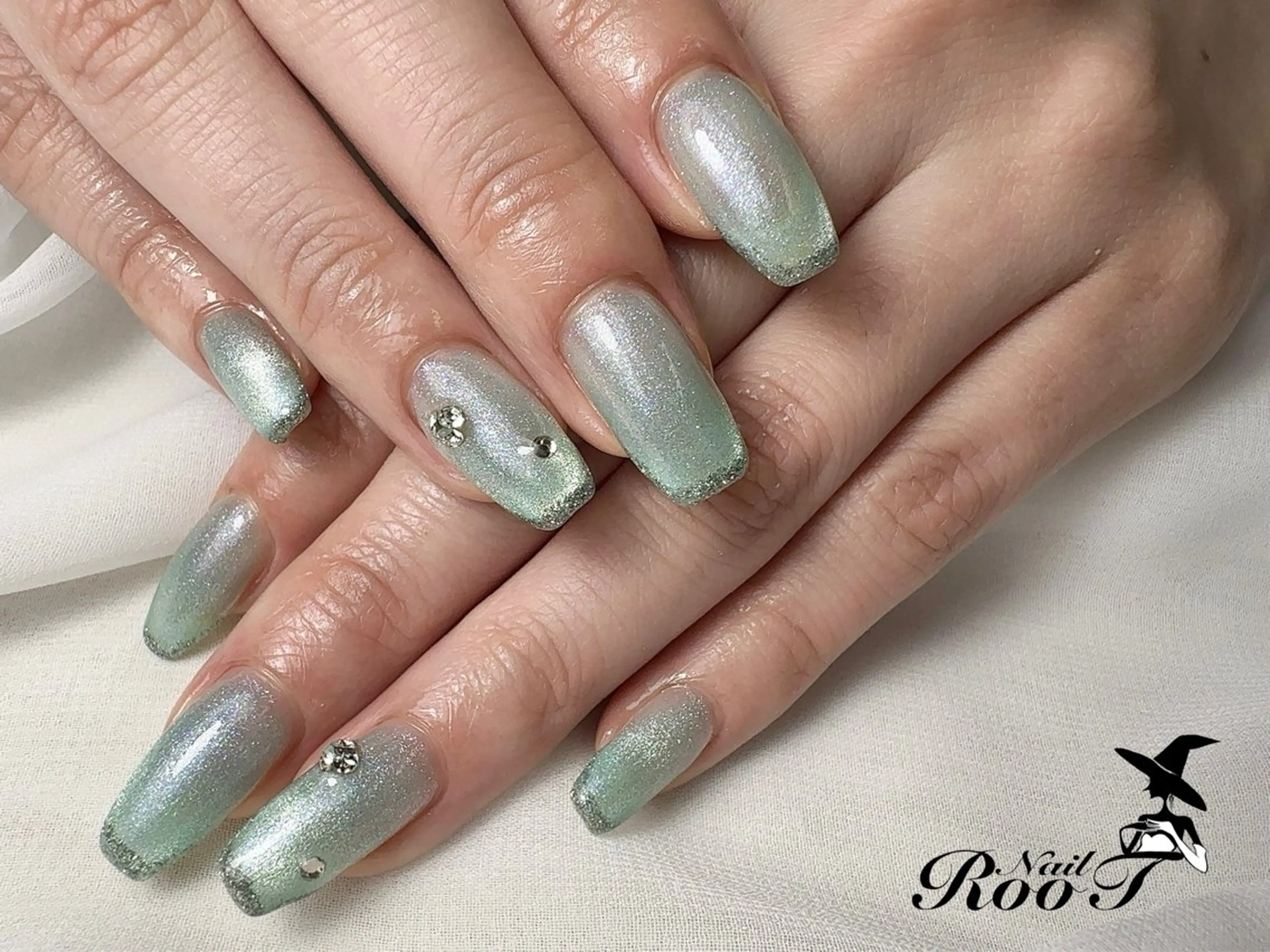 ネイル フレンチネイル マグネットネイル ハンドネイル RooT Nailのネイルデザイン