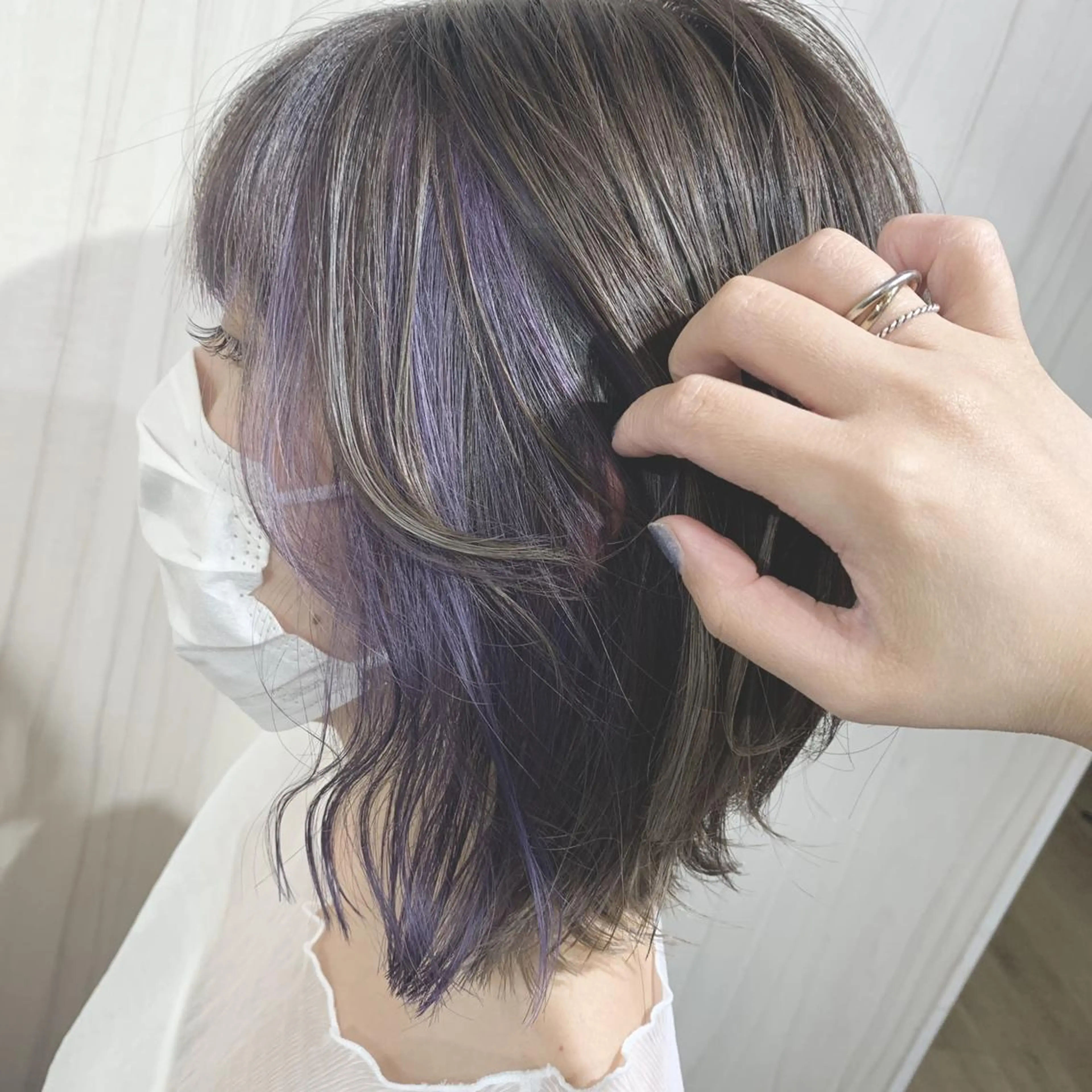 パーマ カラー メンズ セミロング 嶋村夏実🌼レイヤー 🌸白髪ぼかしのヘアスタイル