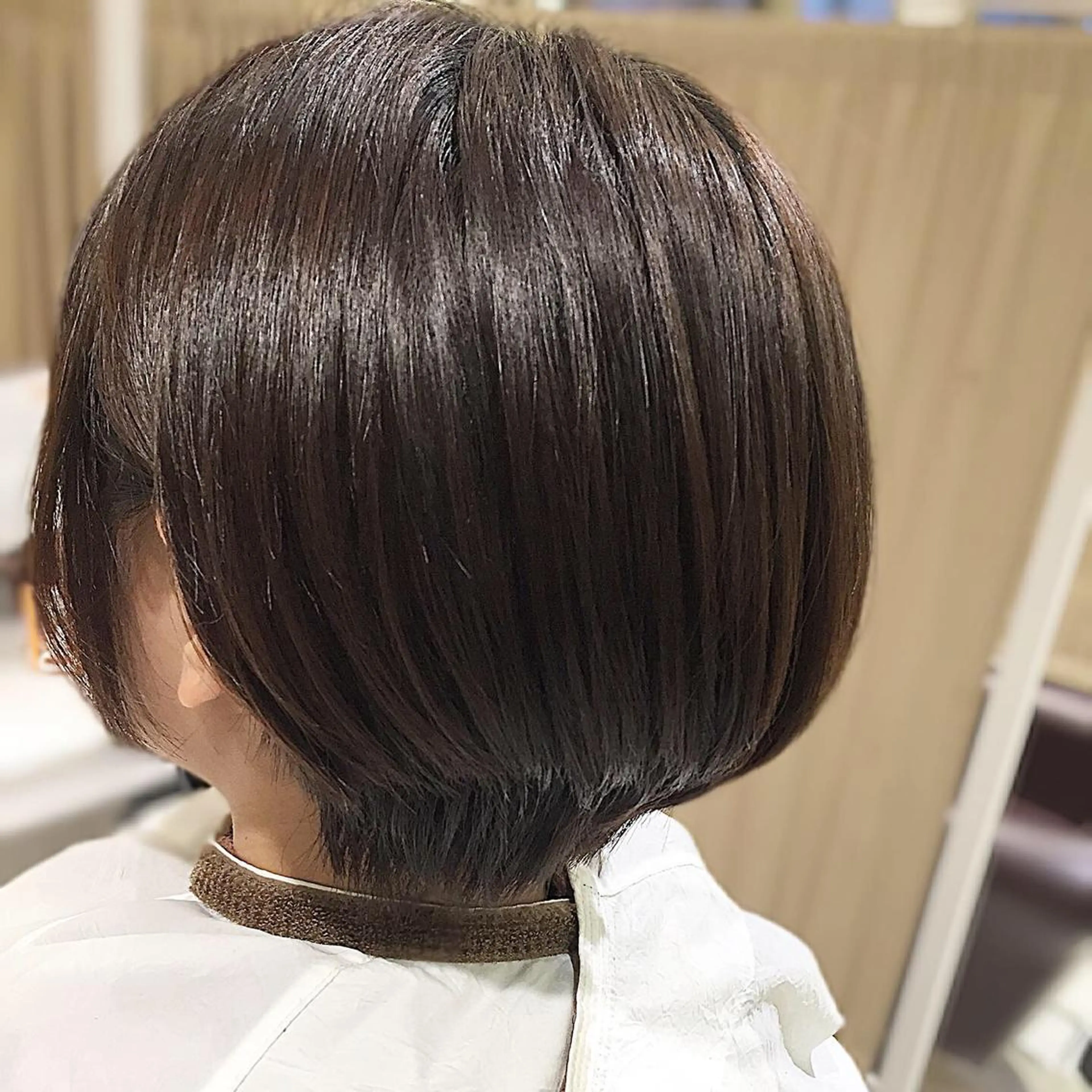 ショート 仁科 友恵のヘアスタイル
