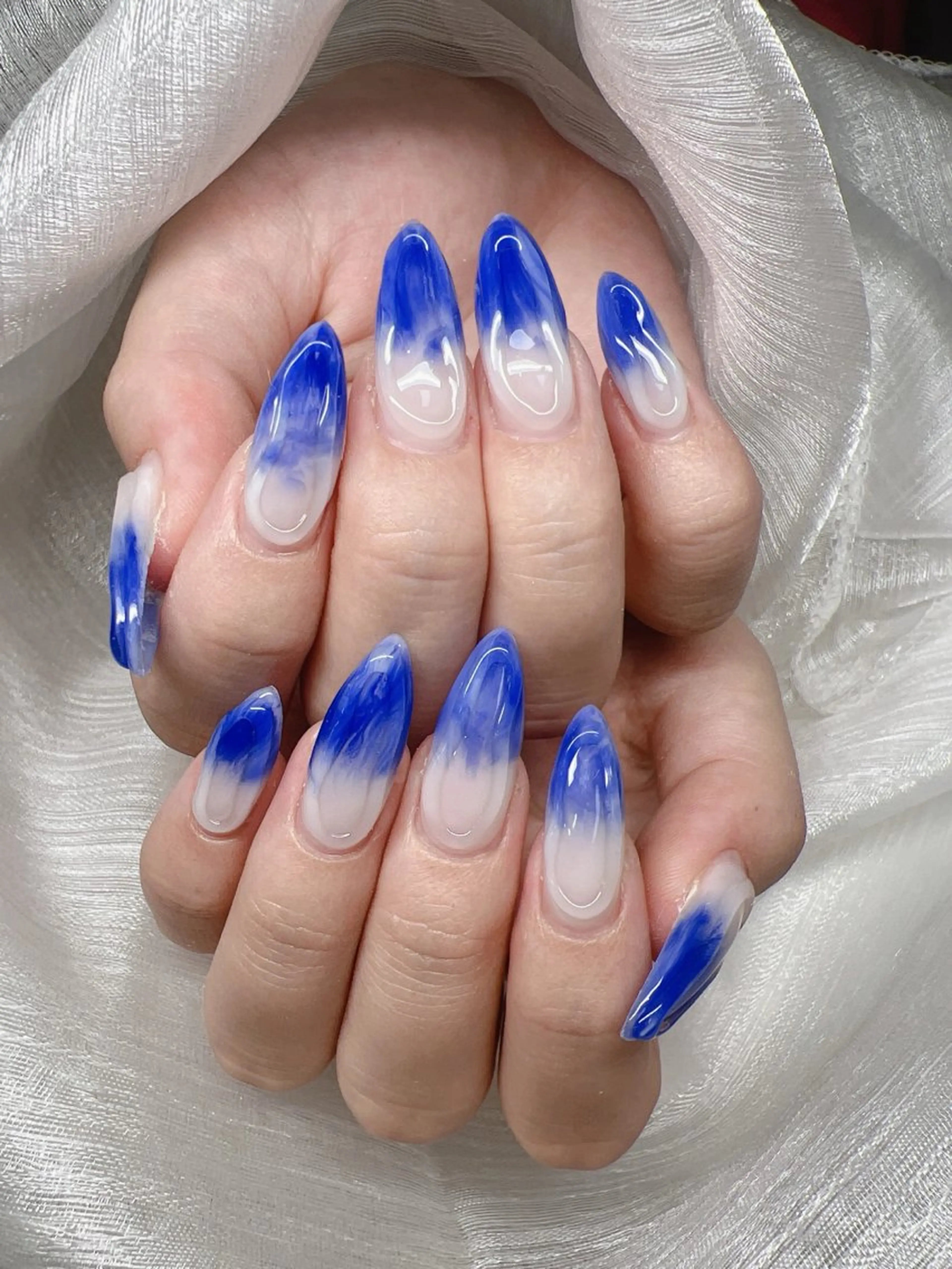 ネイル 長さ出し グラデーション 卒業式 キラキラネイル マグネットネイル ハンドネイル Lee Nails チップ長さだし専門店のネイルデザイン