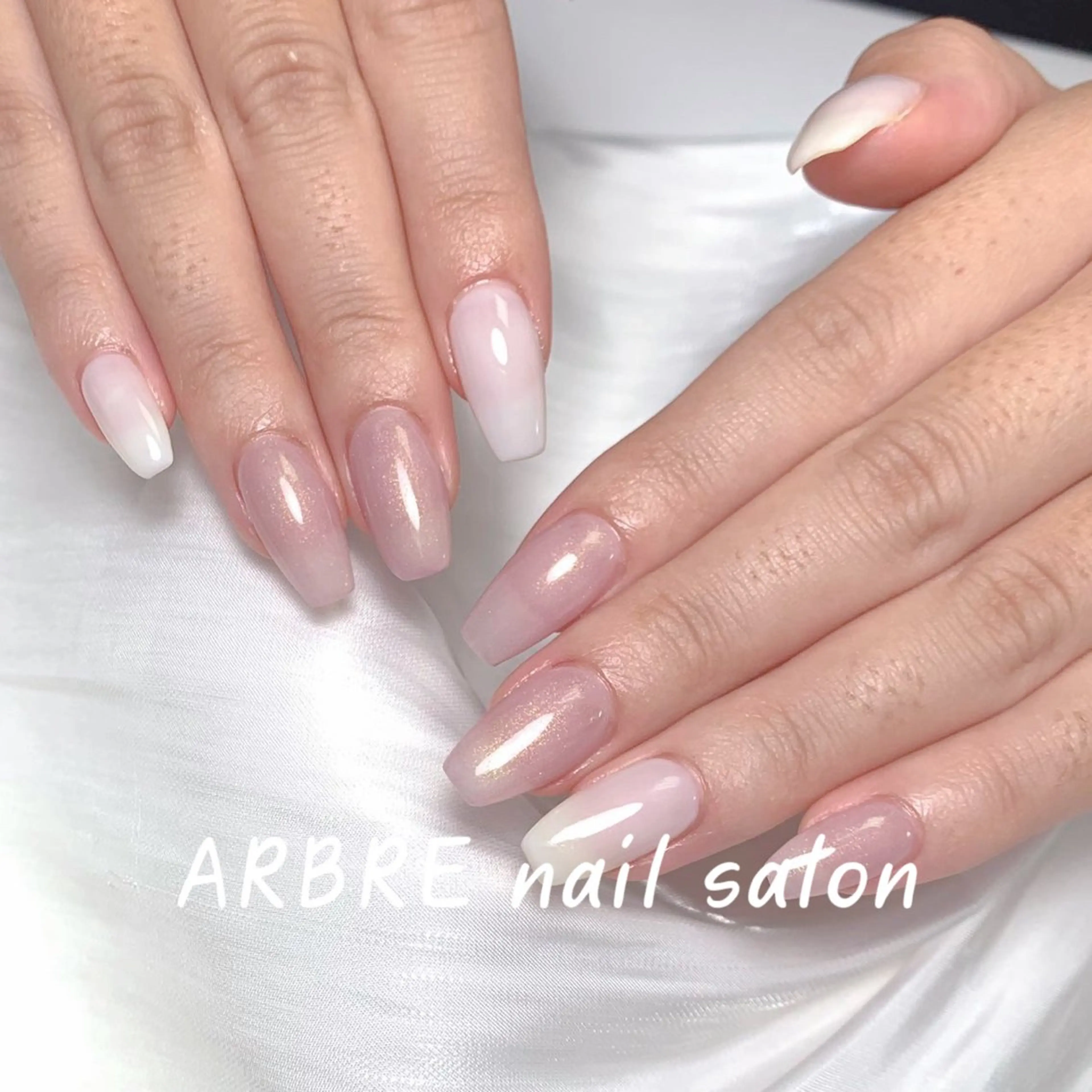 ネイル ARBRE nailsalonのネイルデザイン
