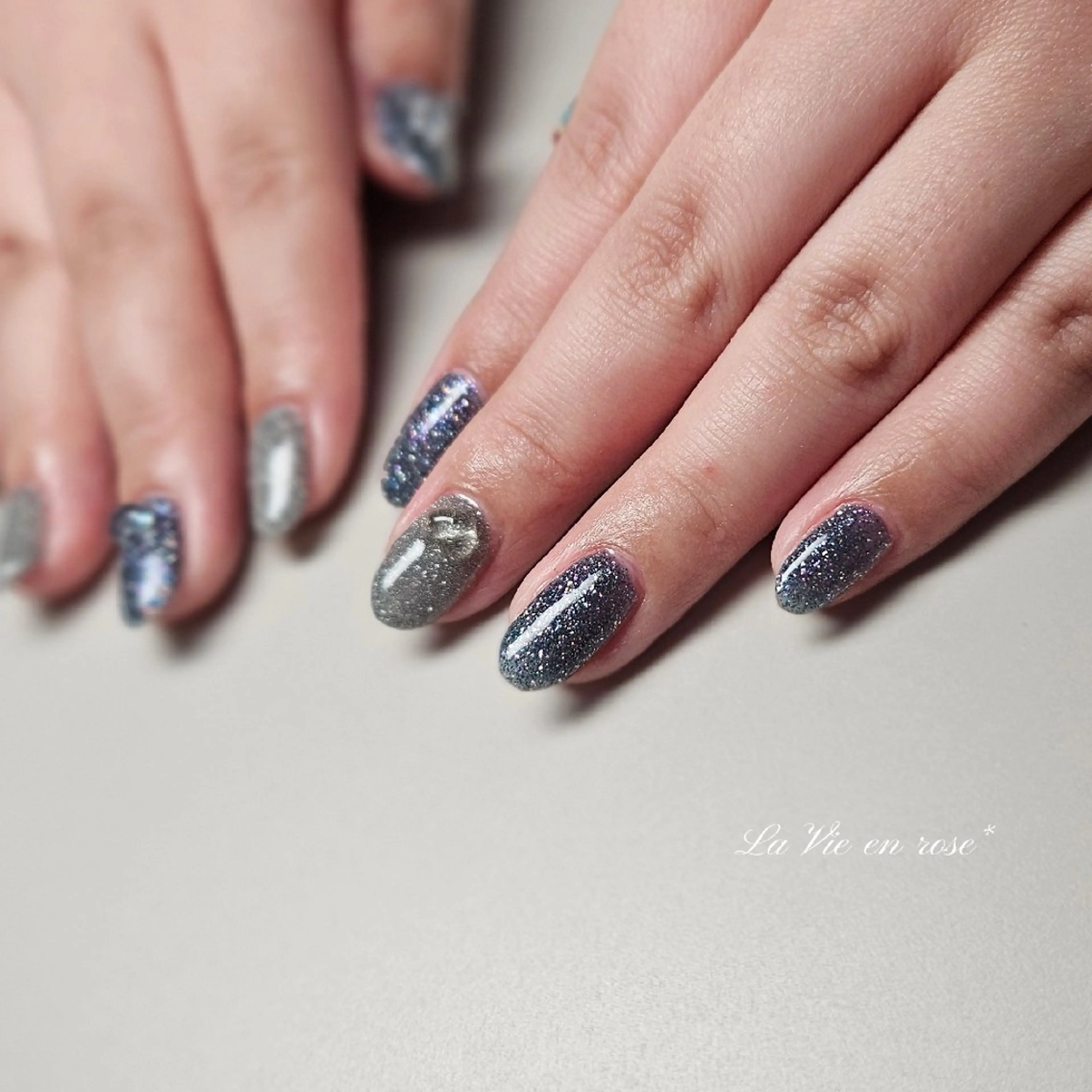 ネイル フラッシュネイル ラヴィアン ローズのネイルデザイン