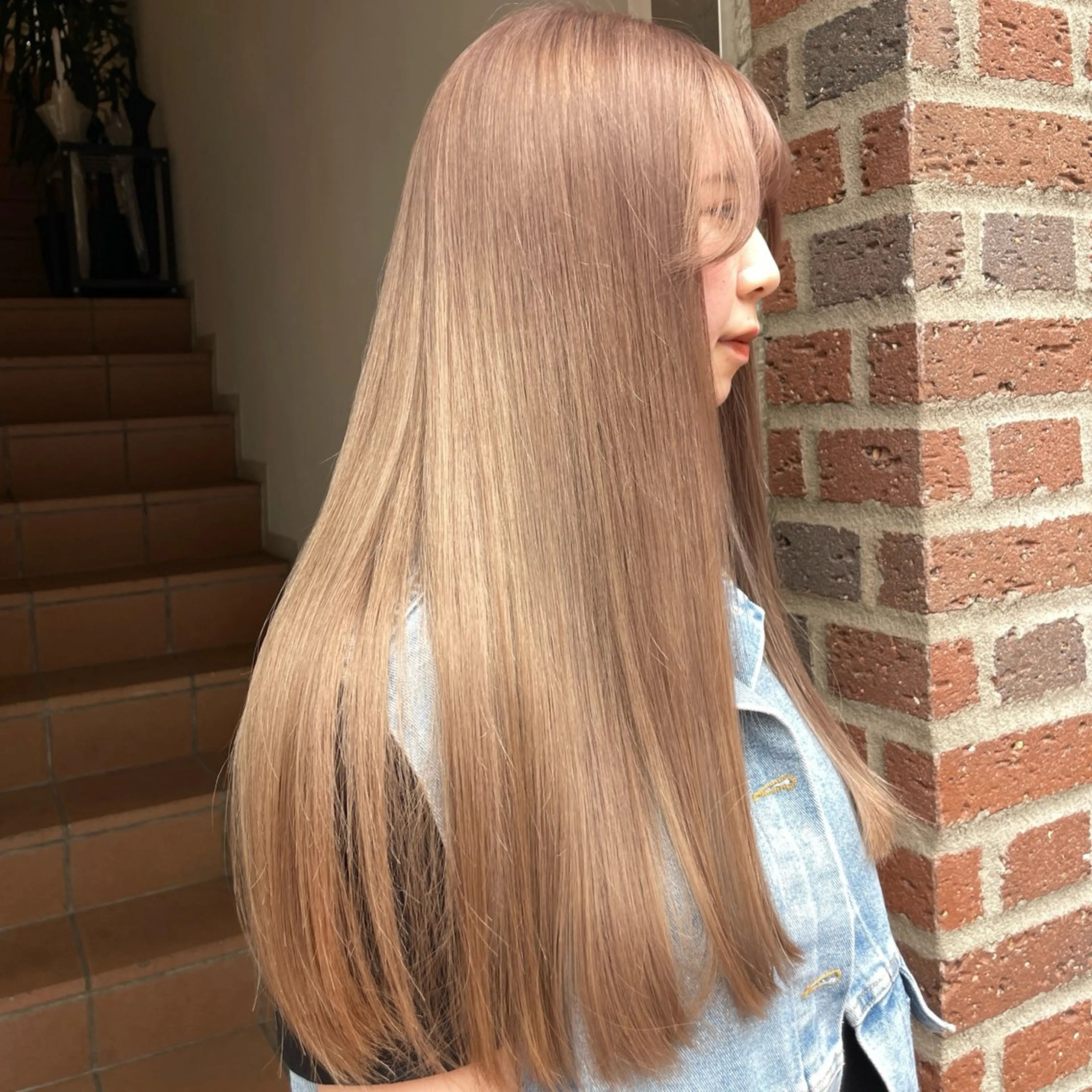 ロング カラー ヘアカラー ミルクティーベージュ /sara💛のヘアスタイル