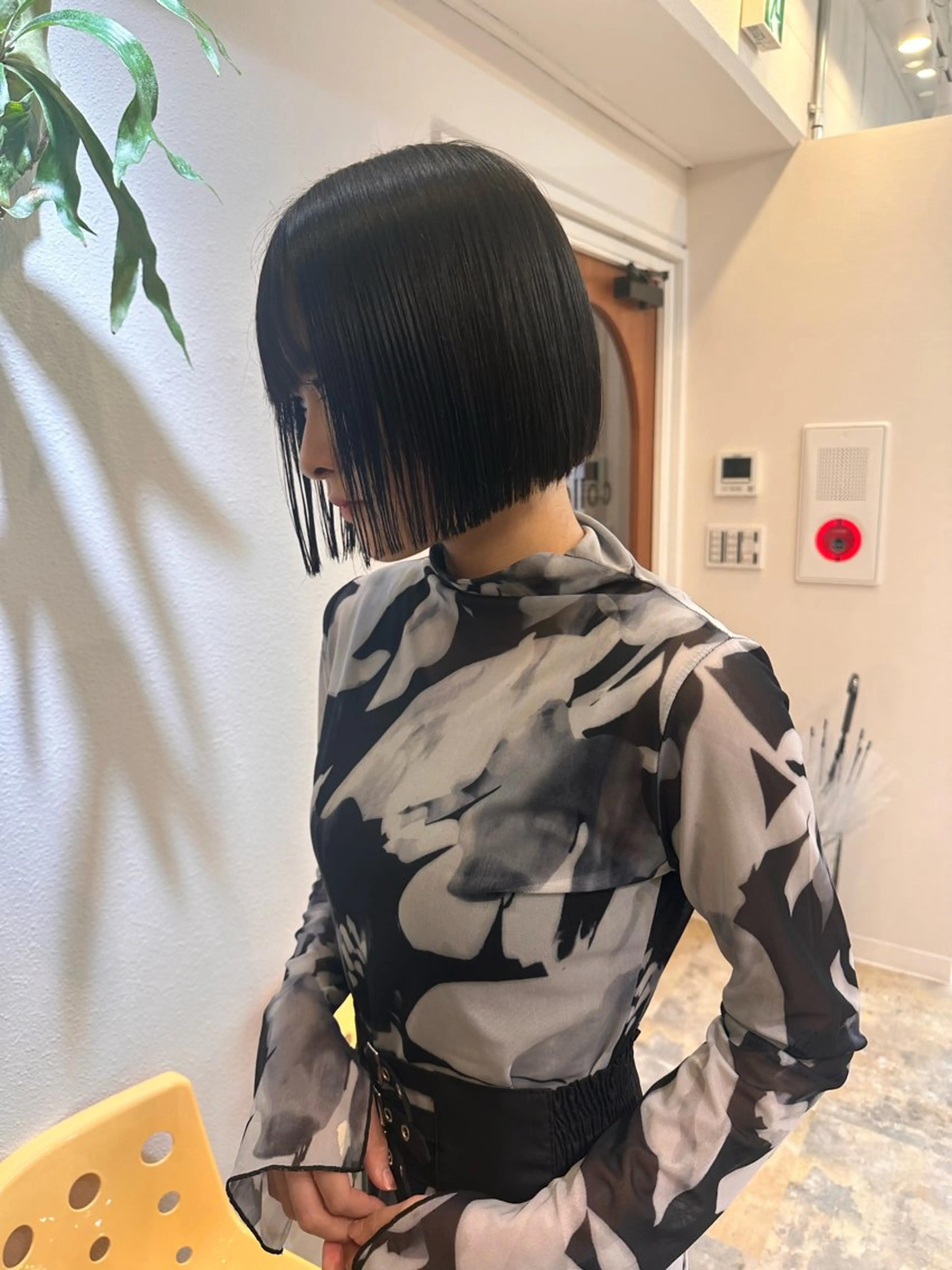 ショート 切りっぱなしボブ ボブ 外ハネヘア カット 縮毛矯正 ボブ特化✂️ shotoのヘアスタイル