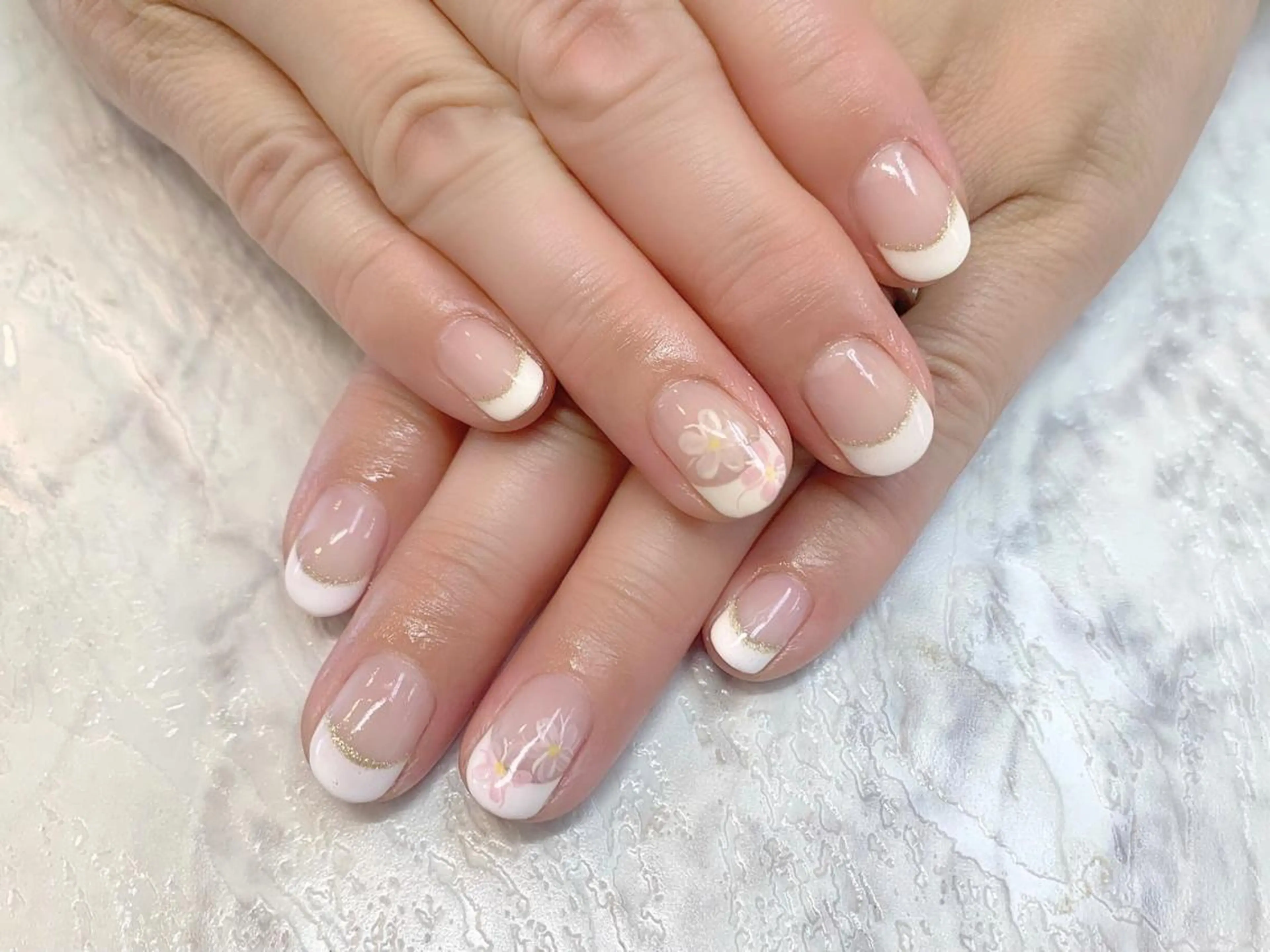 ネイル アートネイル フレンチネイル N-mode nail salon所属・NAIL 🎀 AIRIのネイルデザイン