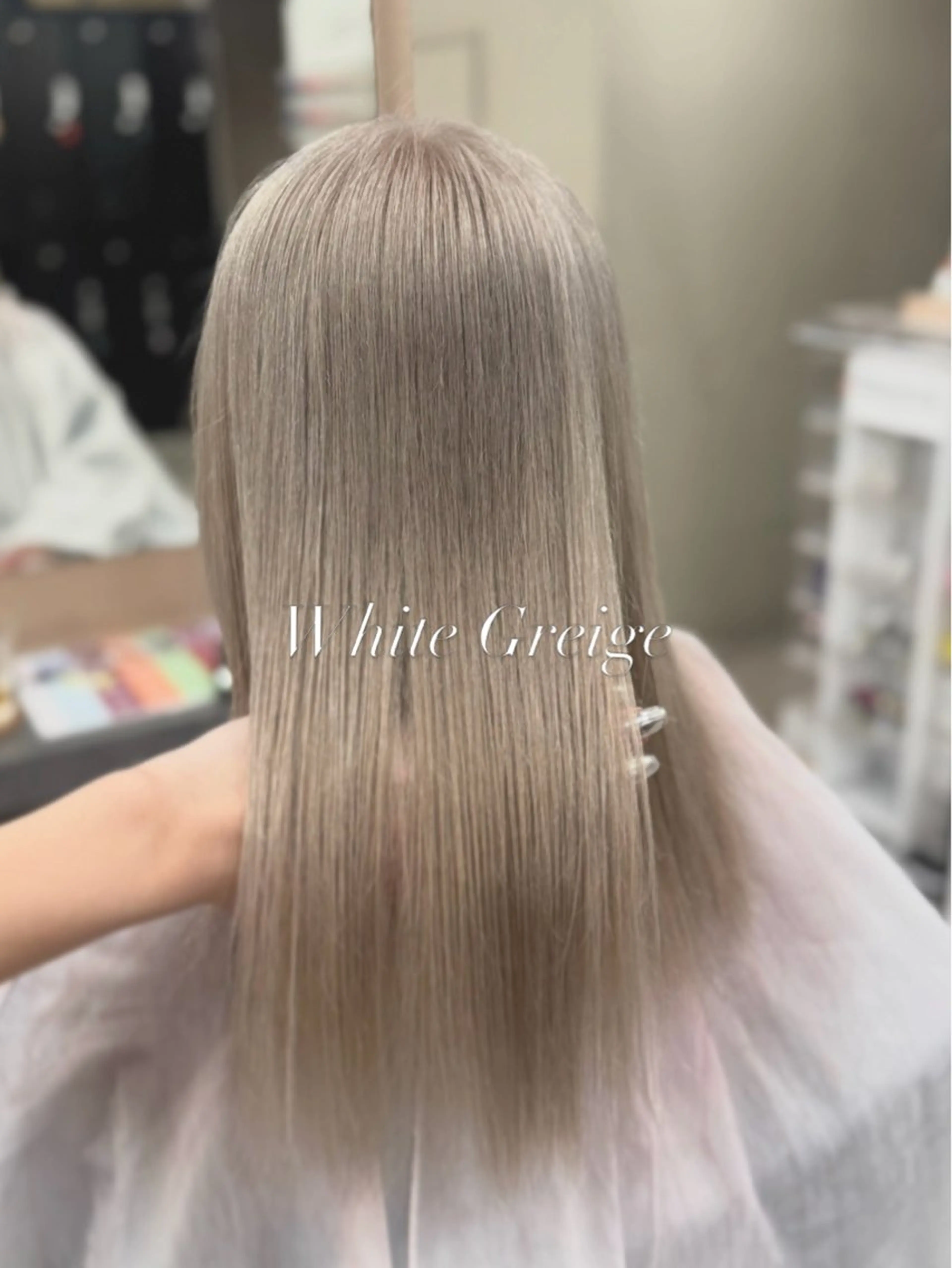 ロング カラー ブリーチ ケアブリーチ 透明感カラー グレージュ ハイトーンカラー カット ヘアカラー ハイトーン/エクステ 横浜/RIEのヘアスタイル