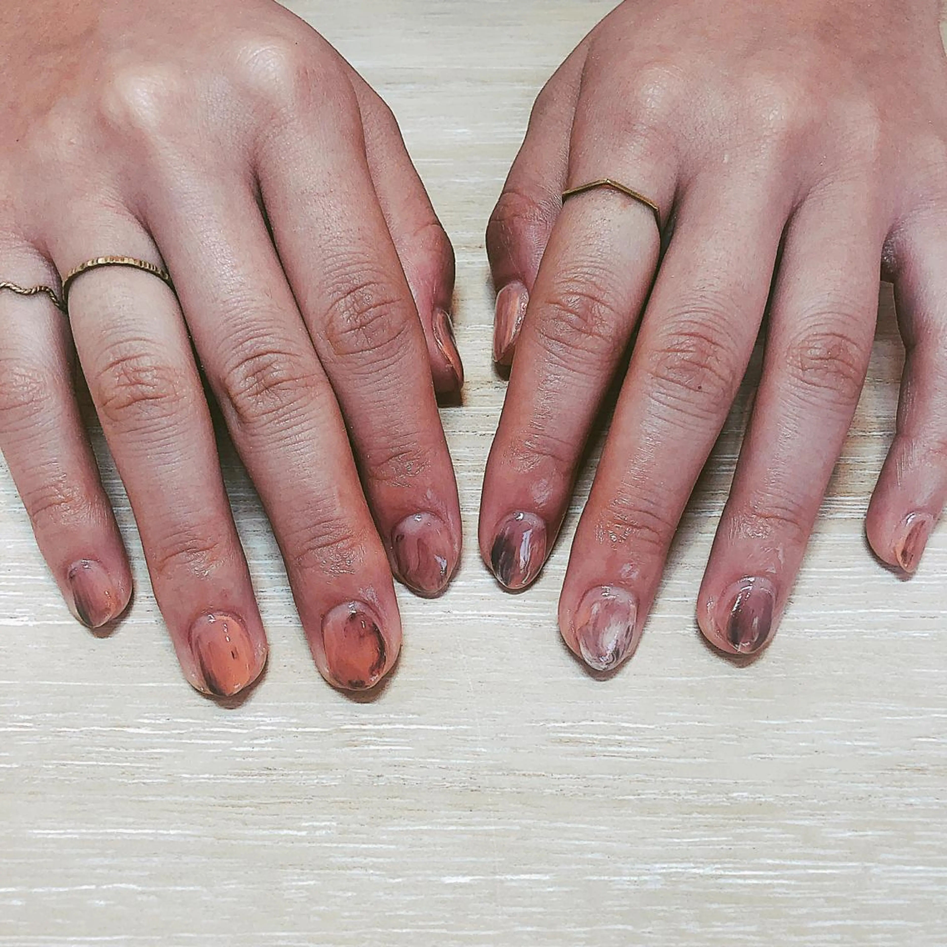 ネイル ニュアンスネイル 原 麻耶のヘアスタイル