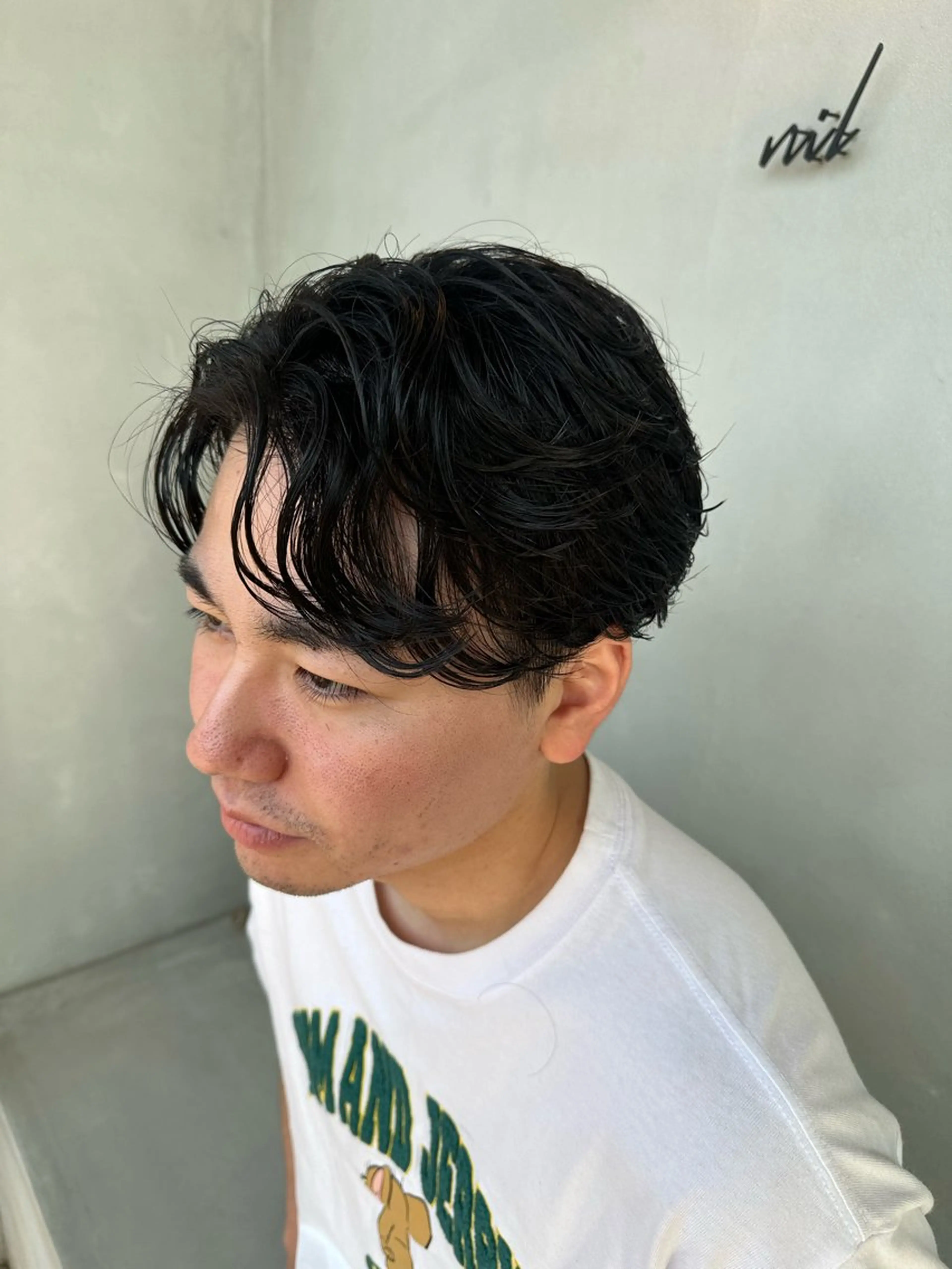 ショート パーマ メンズ 加納 孝也のヘアスタイル