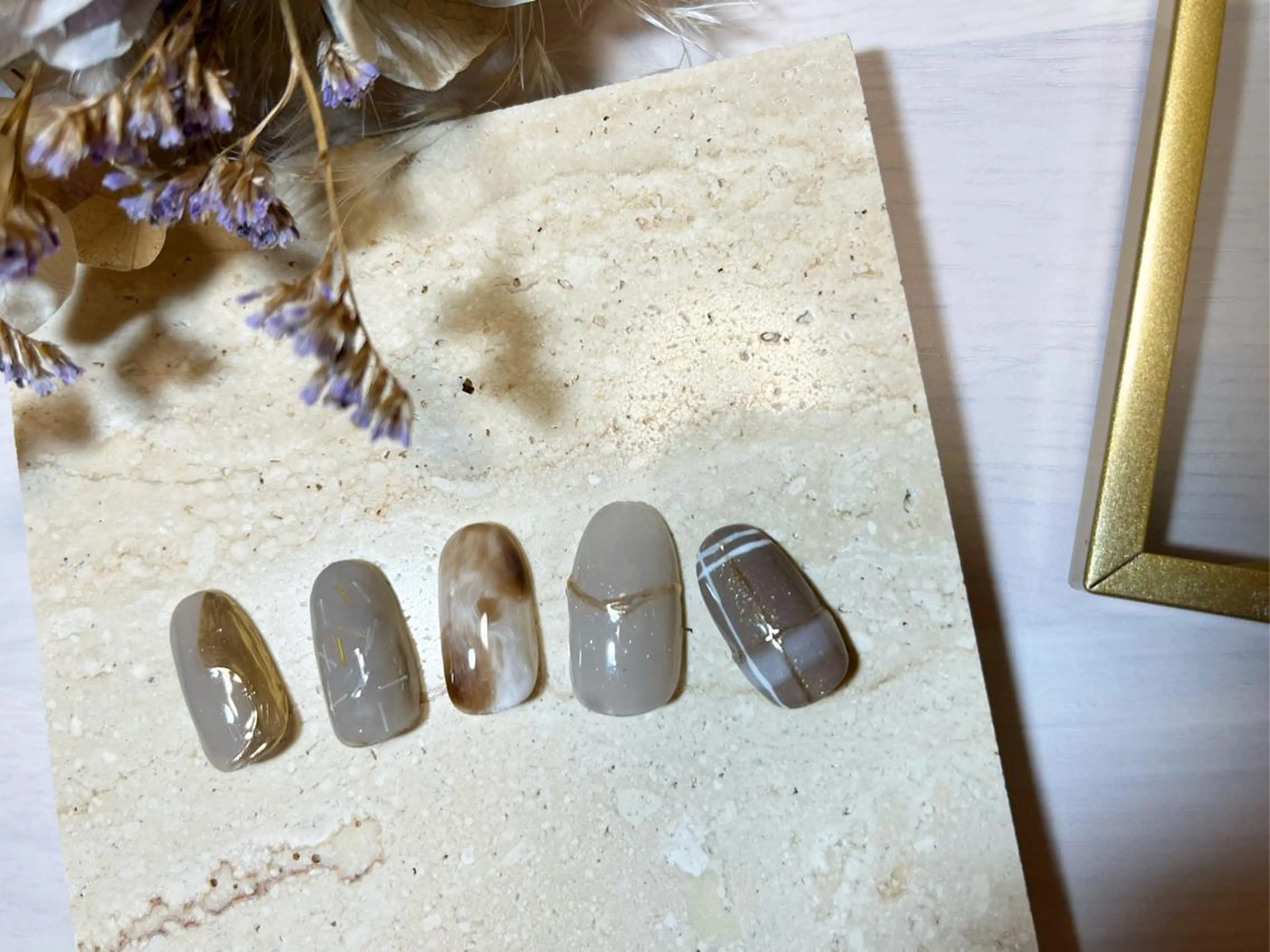 ネイル 冬ネイル ハンドネイル ビューティーサロン プチフルールのネイルデザイン