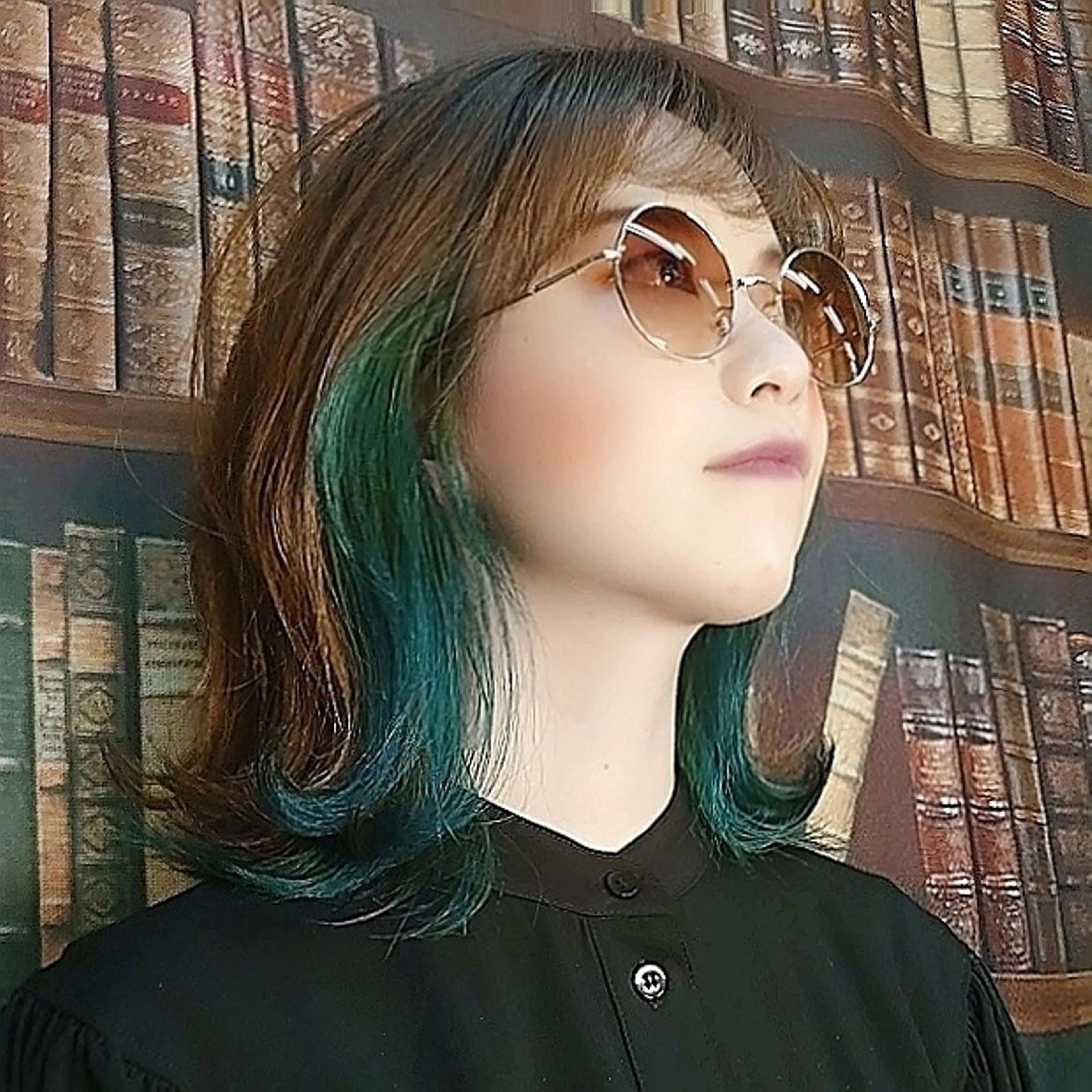 ミディアム 外ハネヘア カット ヘアカラー 【西八王子】Siq  ●FM●オーナーのヘアスタイル