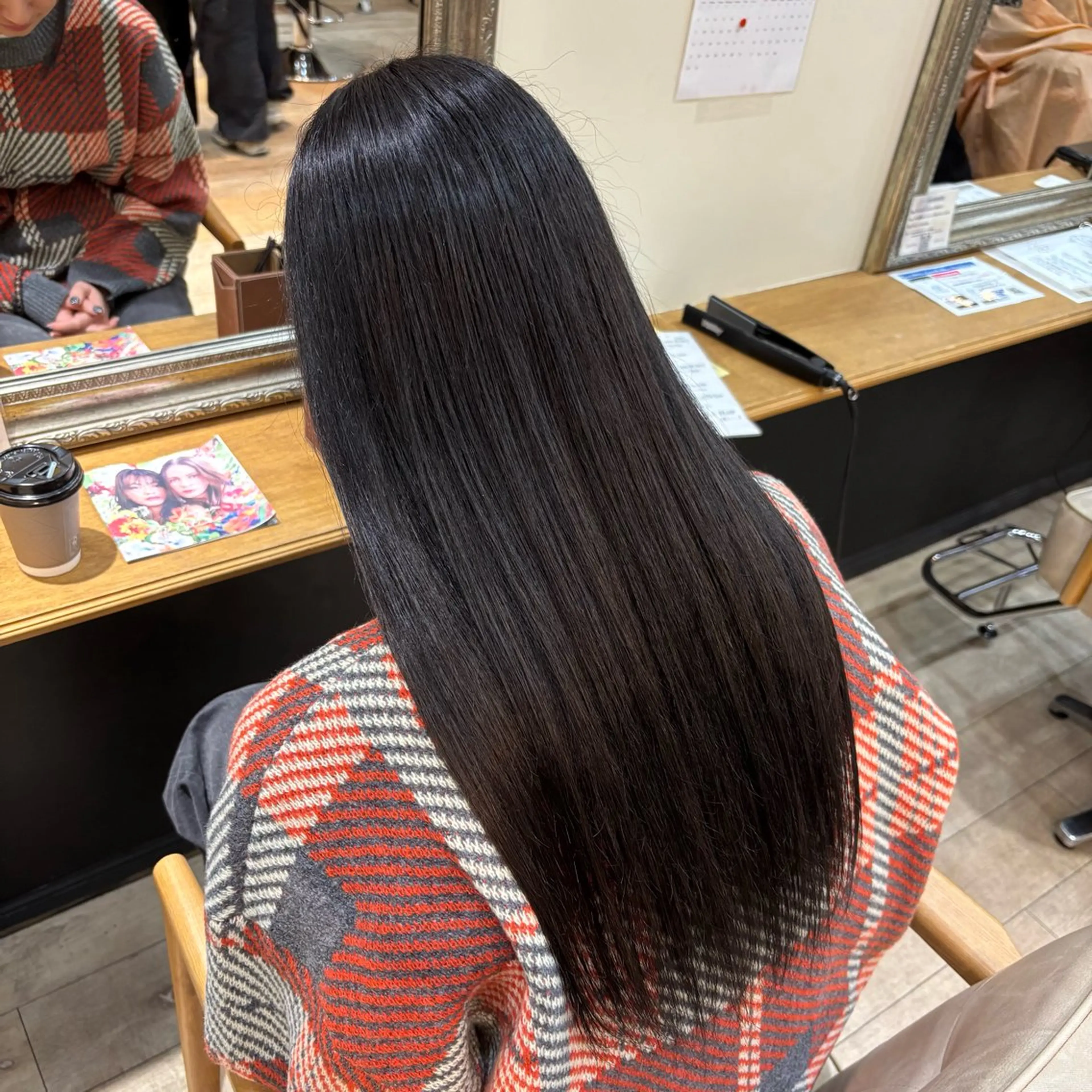 カラー ヘアカラー トリートメント しおり🍬 KOKORO🤍のヘアスタイル